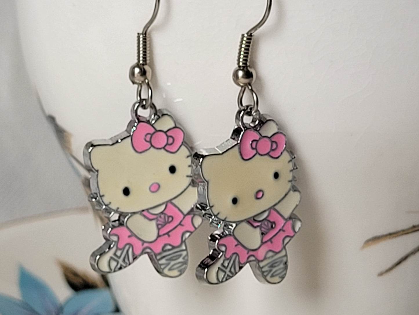 HELLO KITTY Ballerina Pink TuTu Dangle wire Earrings