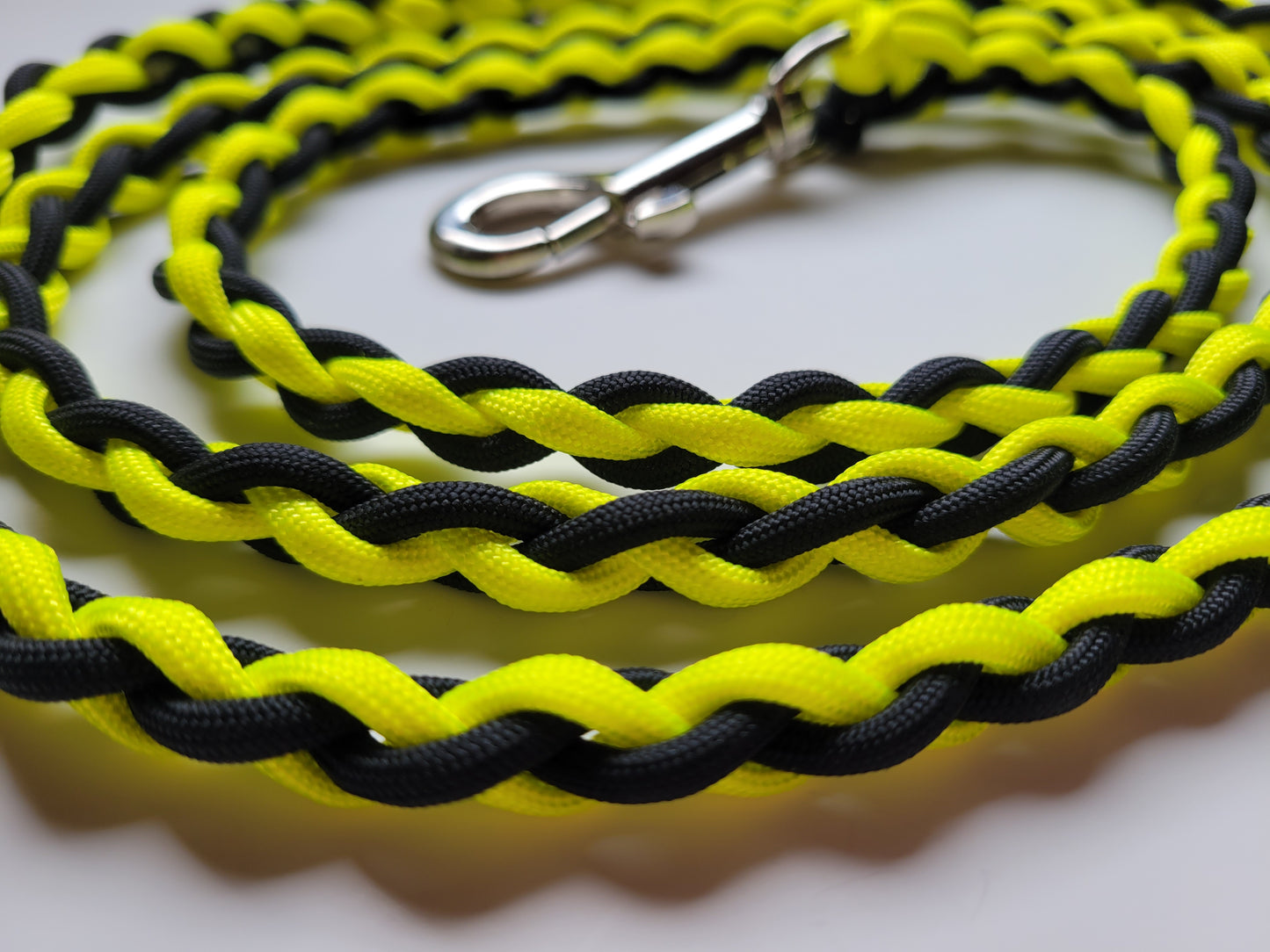 Paracord Braided Dog Leash Lead 5 1/2 ft (Bright Yellow & Black) Med or Lg Dog Training Walking