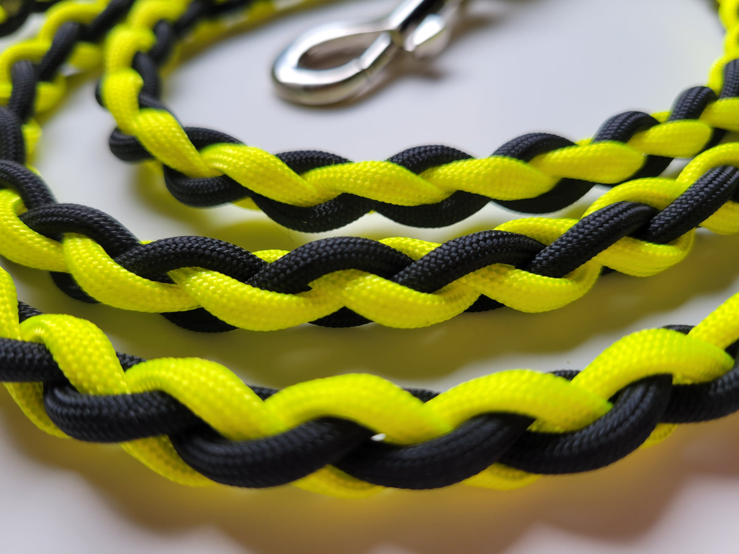 Paracord Braided Dog Leash Lead 5 1/2 ft (Bright Yellow & Black) Med or Lg Dog Training Walking