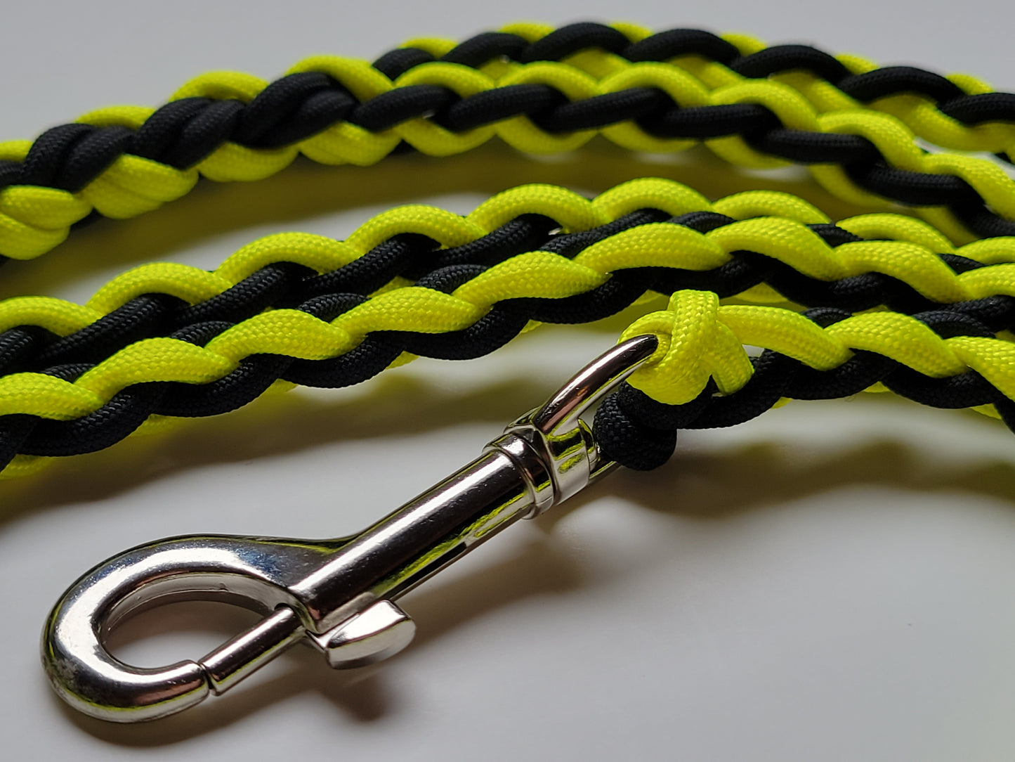 Paracord Braided Dog Leash Lead 5 1/2 ft (Bright Yellow & Black) Med or Lg Dog Training Walking