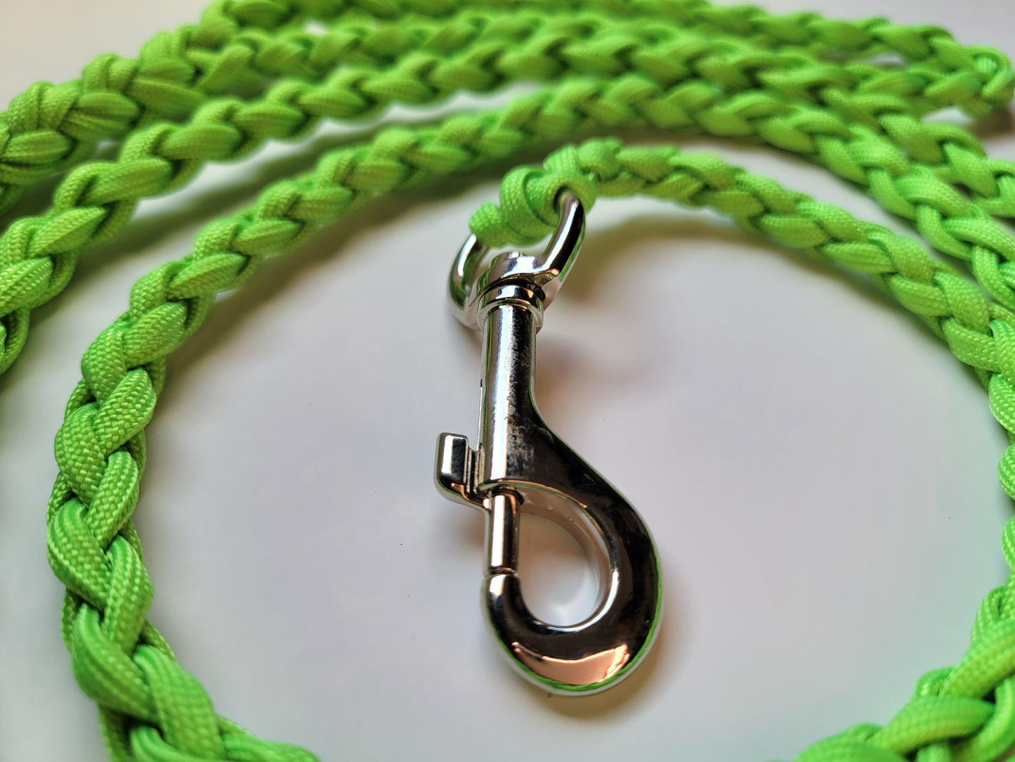 Paracord Braided Dog Leash Lead 6 ft (Bright Lime Green) Lg or Med Dog Training Walking