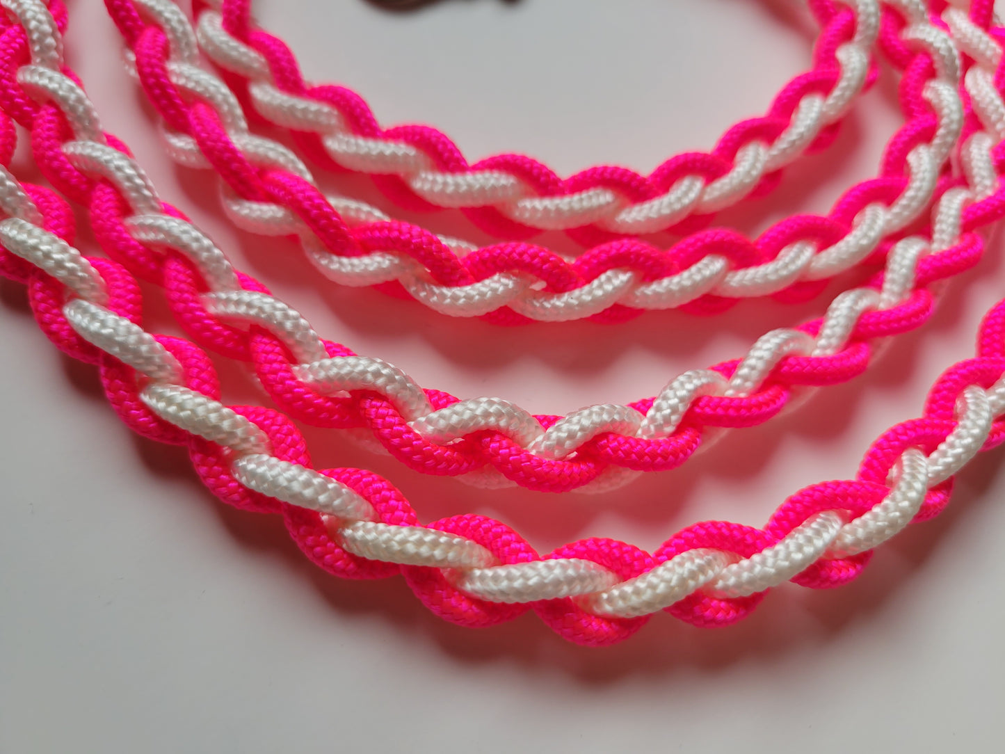 Paracord Braided Leash Lead 6 ft (Pink & White) Puppy Cat Sm or Med Dog Training Walking