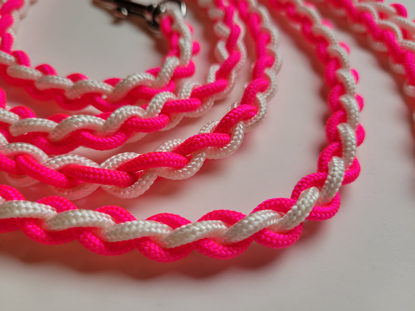 Paracord Braided Leash Lead 6 ft (Pink & White) Puppy Cat Sm or Med Dog Training Walking