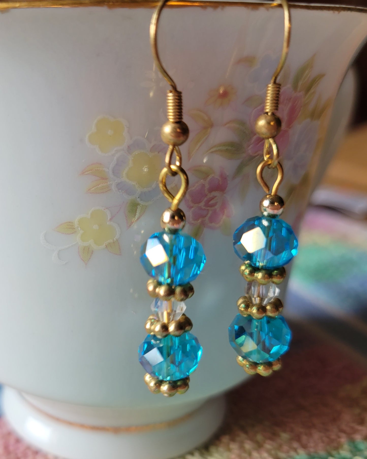 Pretty Turquoise Crystal Dangle Drop Fashion Earrings