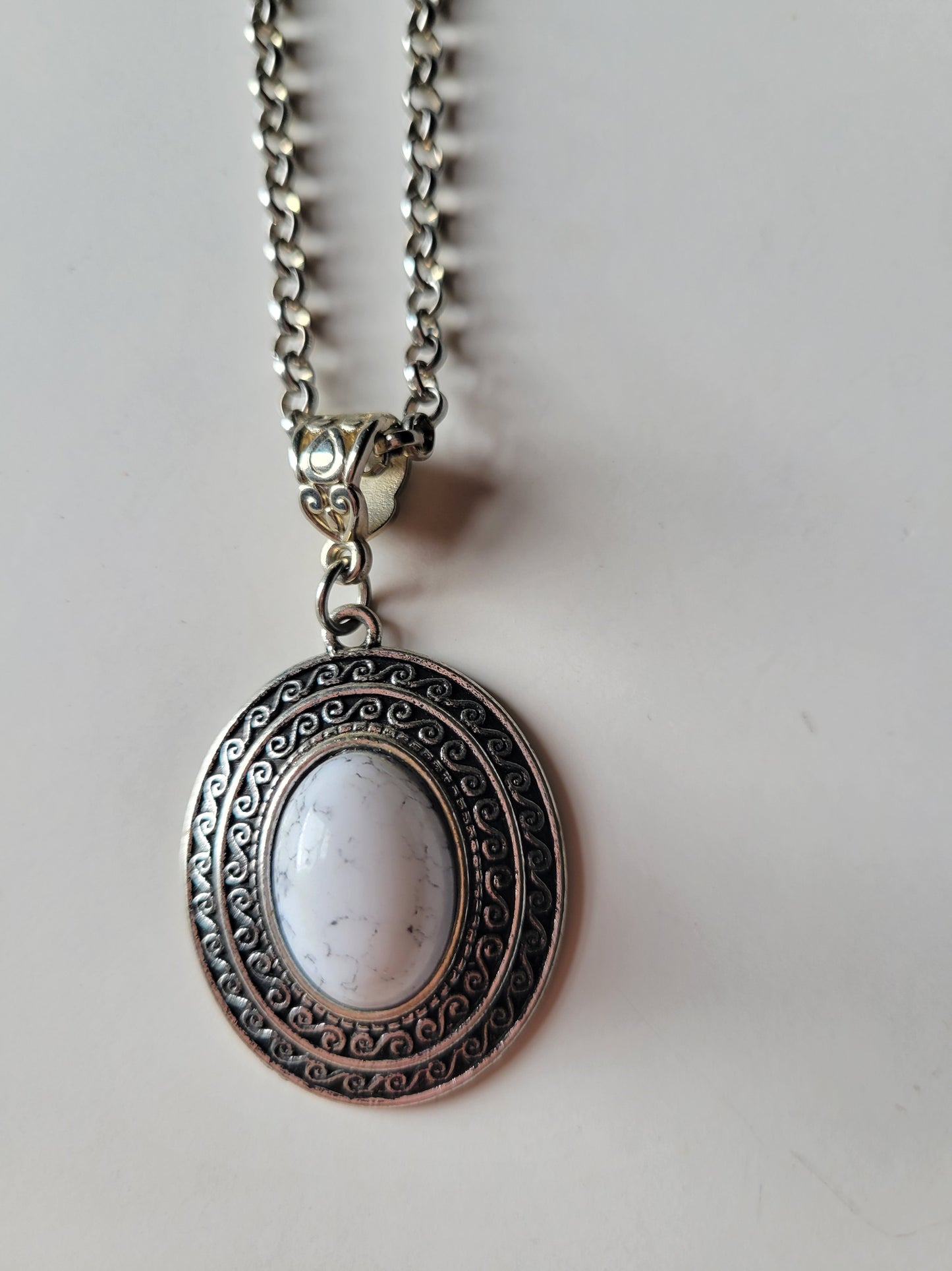Western Navajo Style Concho White Howlite Necklace