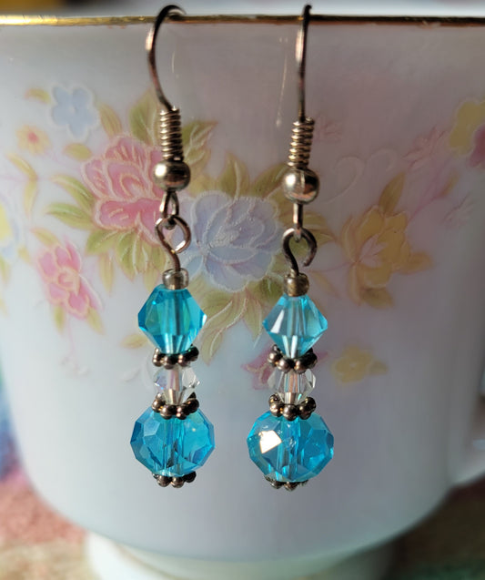 Pretty Silver Tone Turquoise Crystal Dangle Drop Fashion Earrings