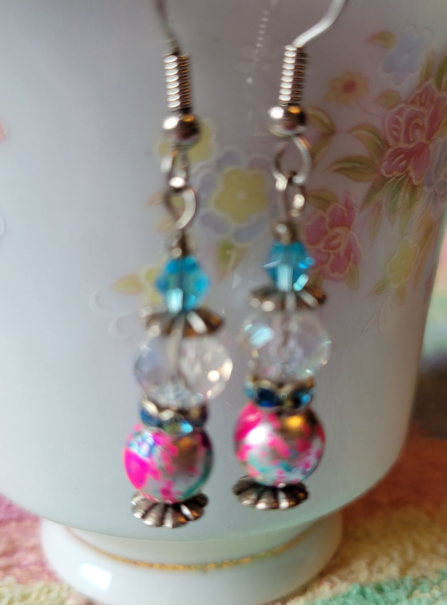 Pretty Antique Silver Tone Pink Blue Crystal Dangle Drop Fashion Earrings