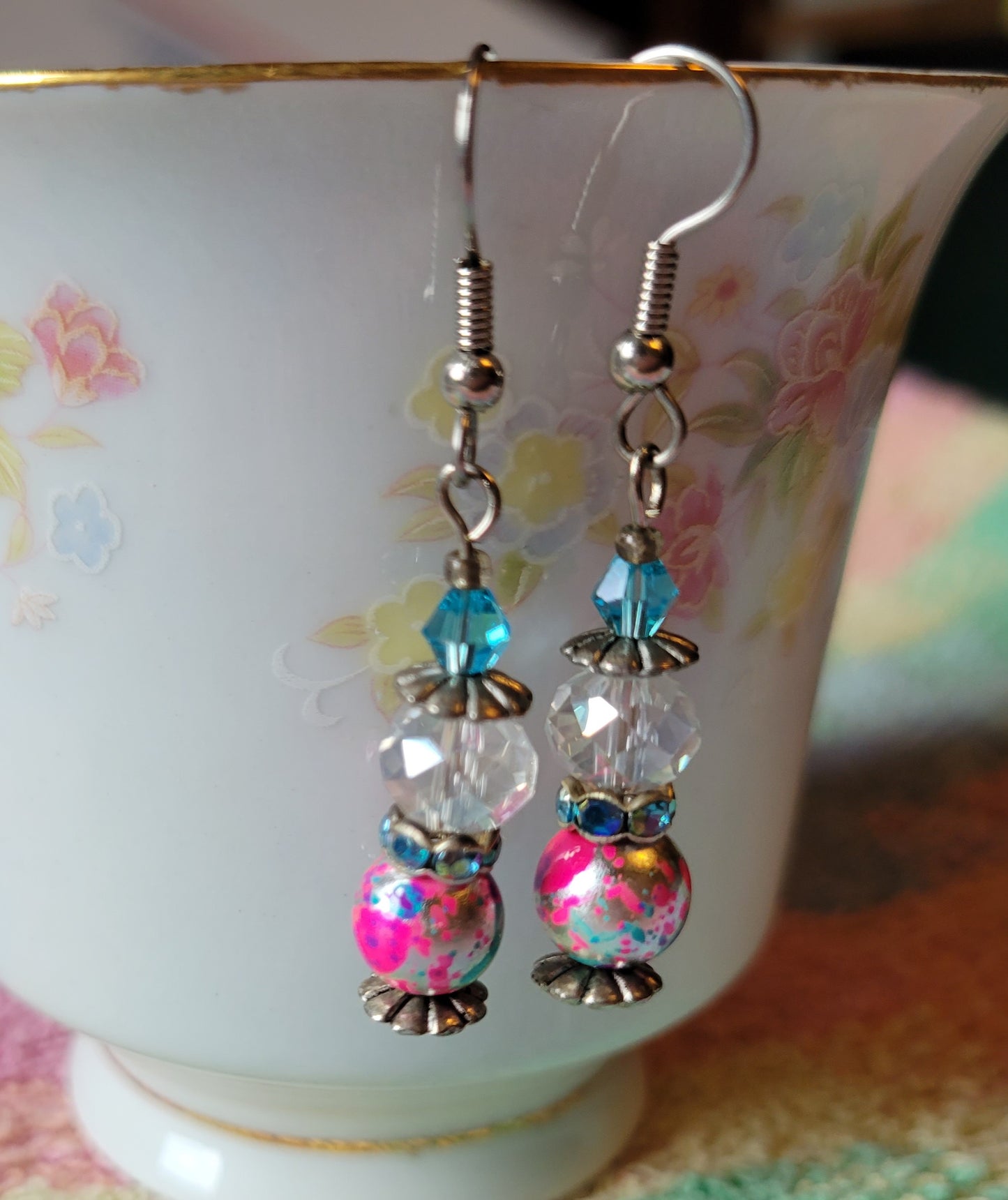 Pretty Antique Silver Tone Pink Blue Crystal Dangle Drop Fashion Earrings