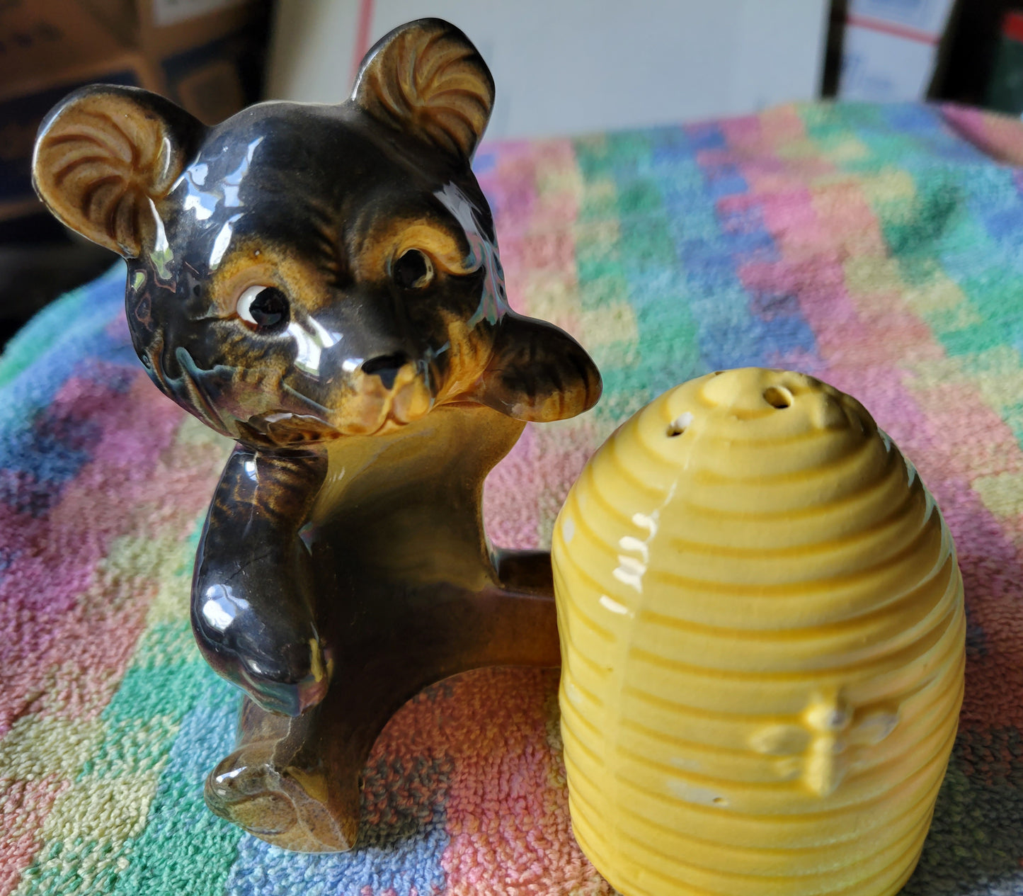Vintage Japan BEAR 🐻 & BEEHIVE Salt Pepper Shakers ☆Very Cute!☆