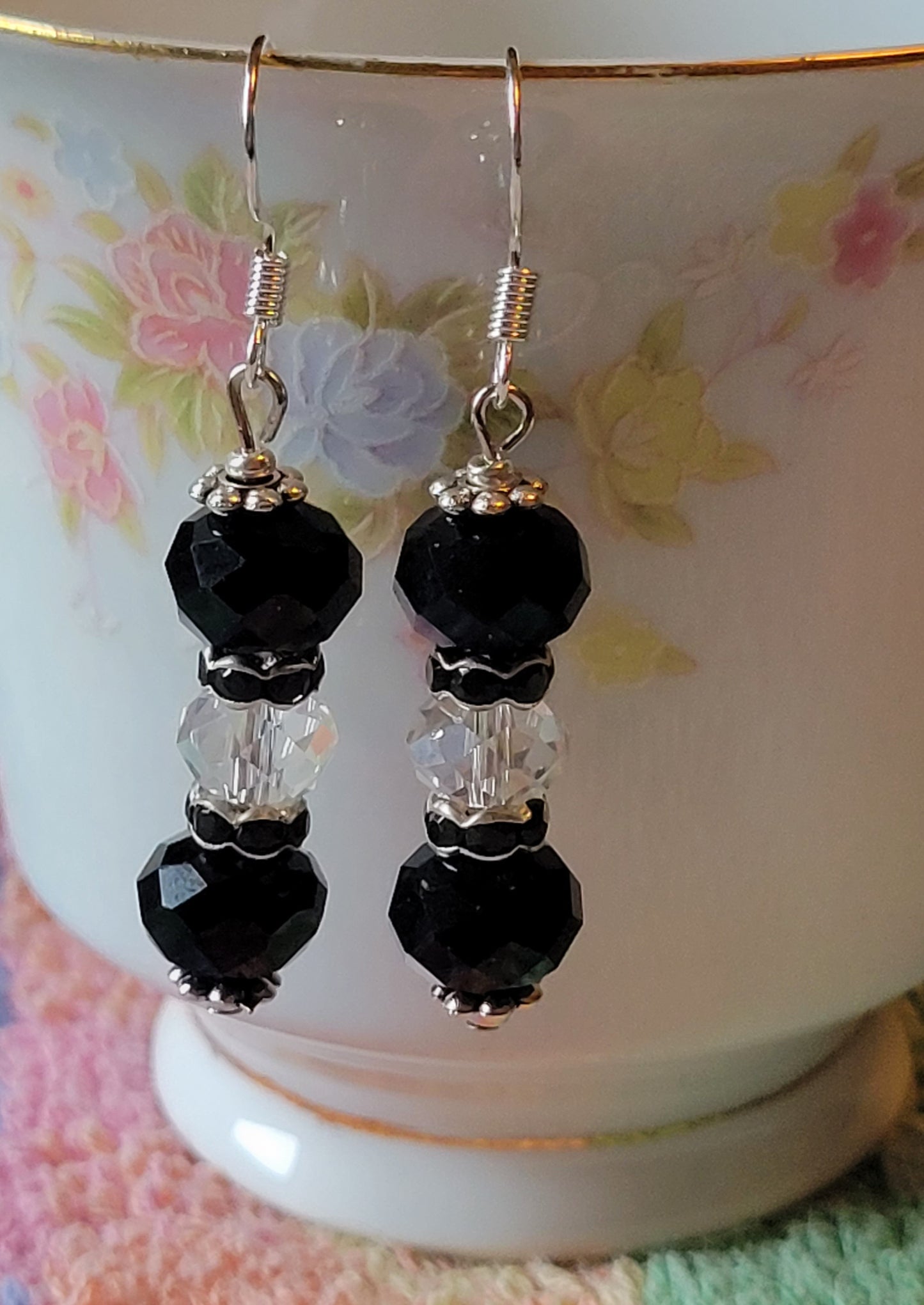 Artisan Elegant Black/Clear Crystal Dangle Drop Silvertone Fashion Earrings French Wire