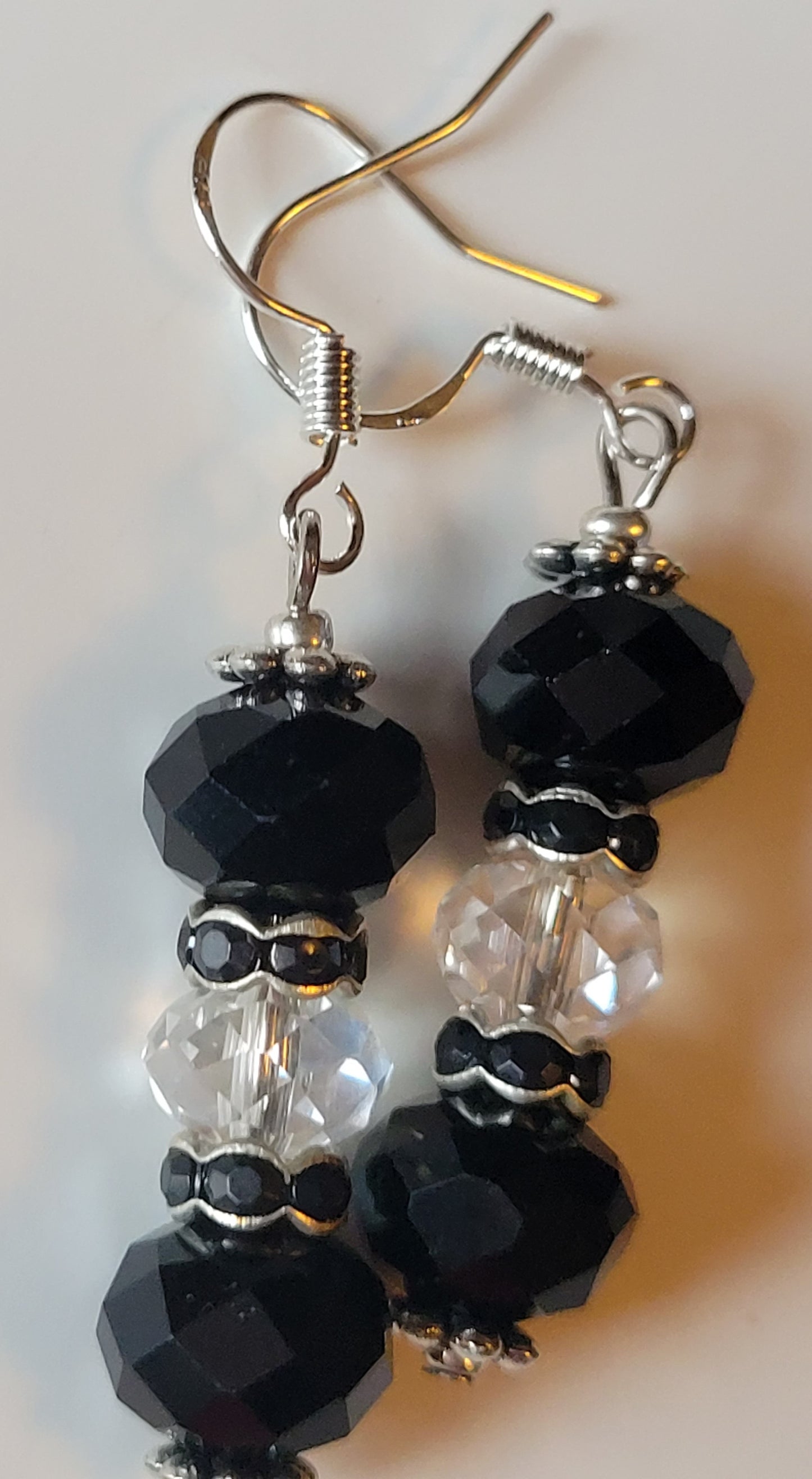 Artisan Elegant Black/Clear Crystal Dangle Drop Silvertone Fashion Earrings French Wire