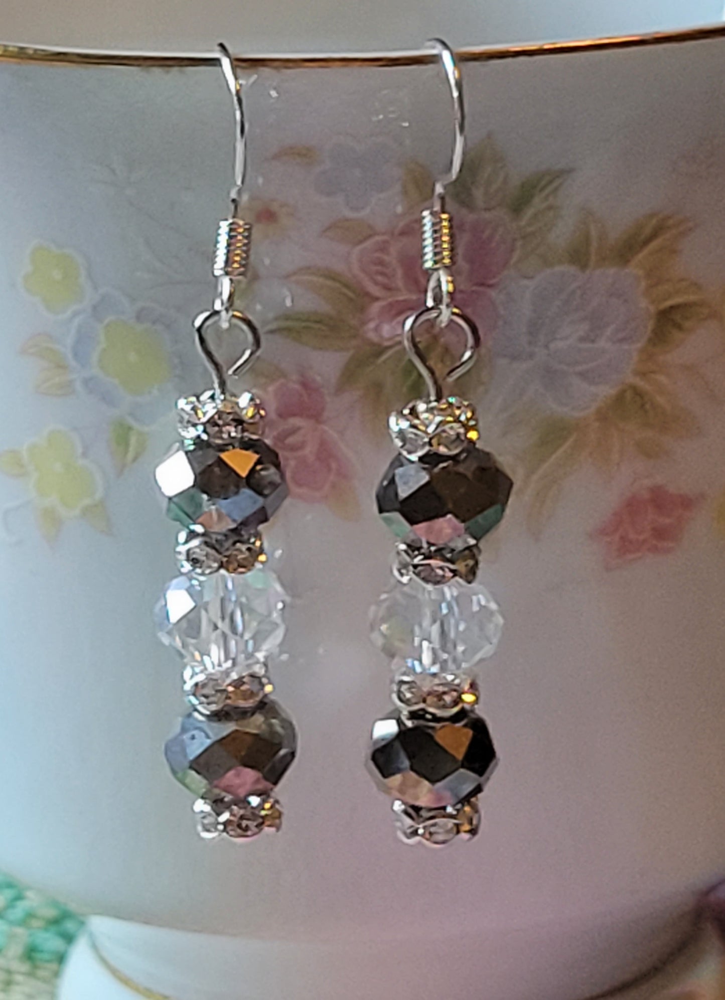 Artisan Elegant GRAY Crystal Dangle Drop Silver Earrings French Wire
