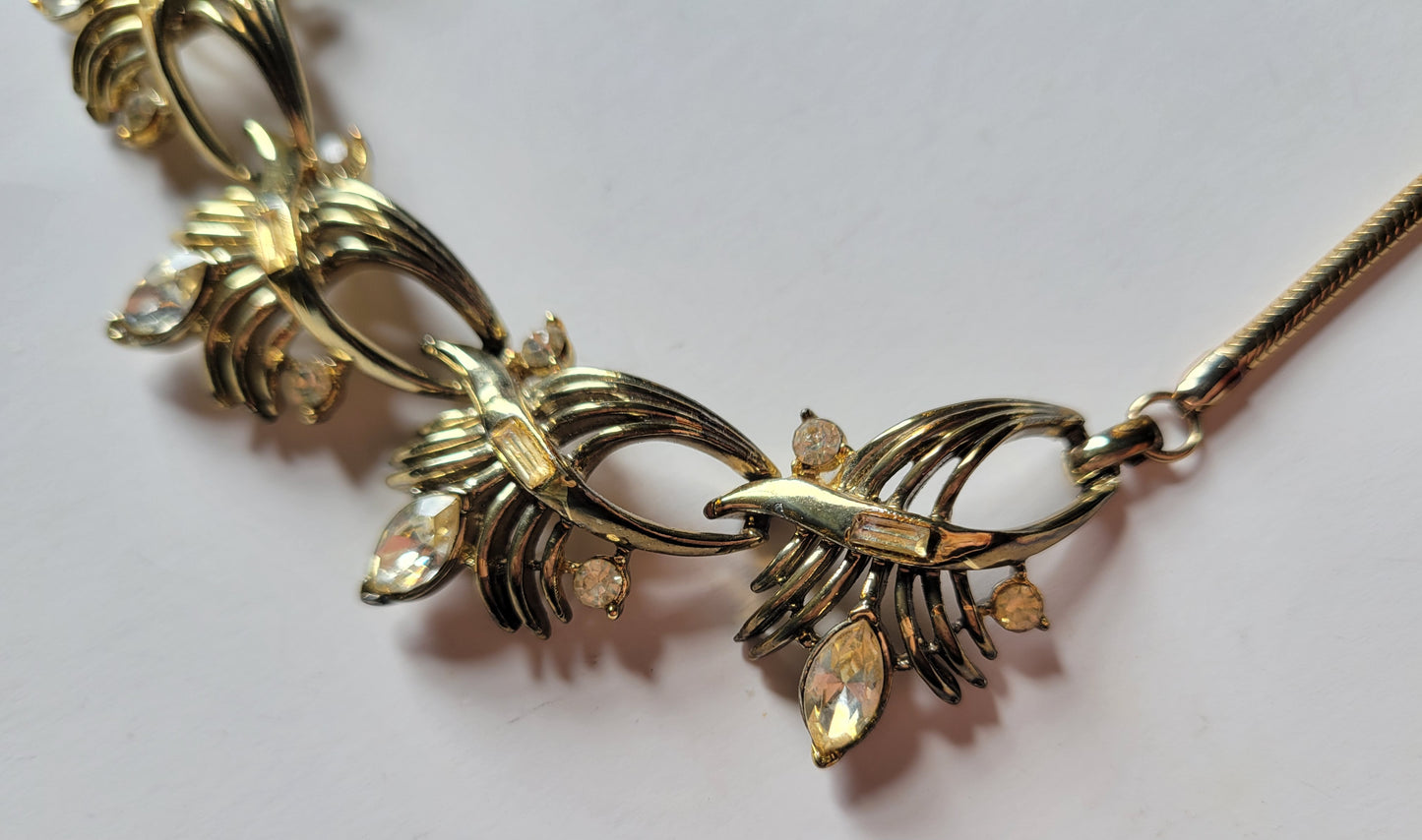 Coro 1950s Rhinestone Necklace Choker Goldtone Very Pretty Statement