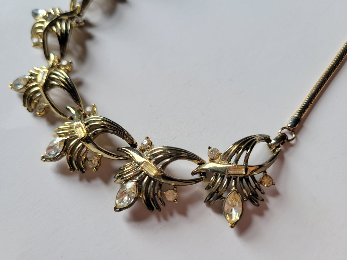 Coro 1950s Rhinestone Necklace Choker Goldtone Very Pretty Statement