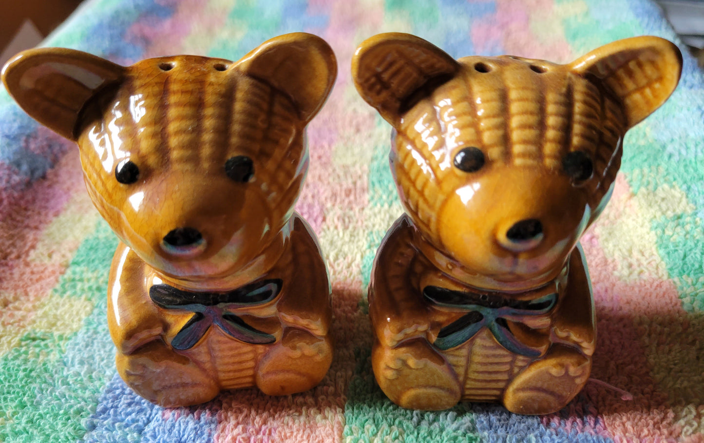 BEARS With BOWS Salt Pepper Shakers Set Vintage Taiwan So Cute!