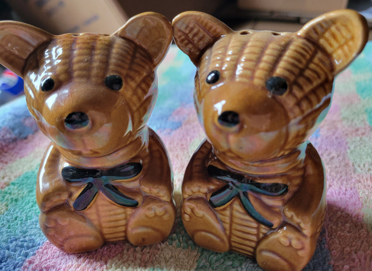 BEARS With BOWS Salt Pepper Shakers Set Vintage Taiwan So Cute!