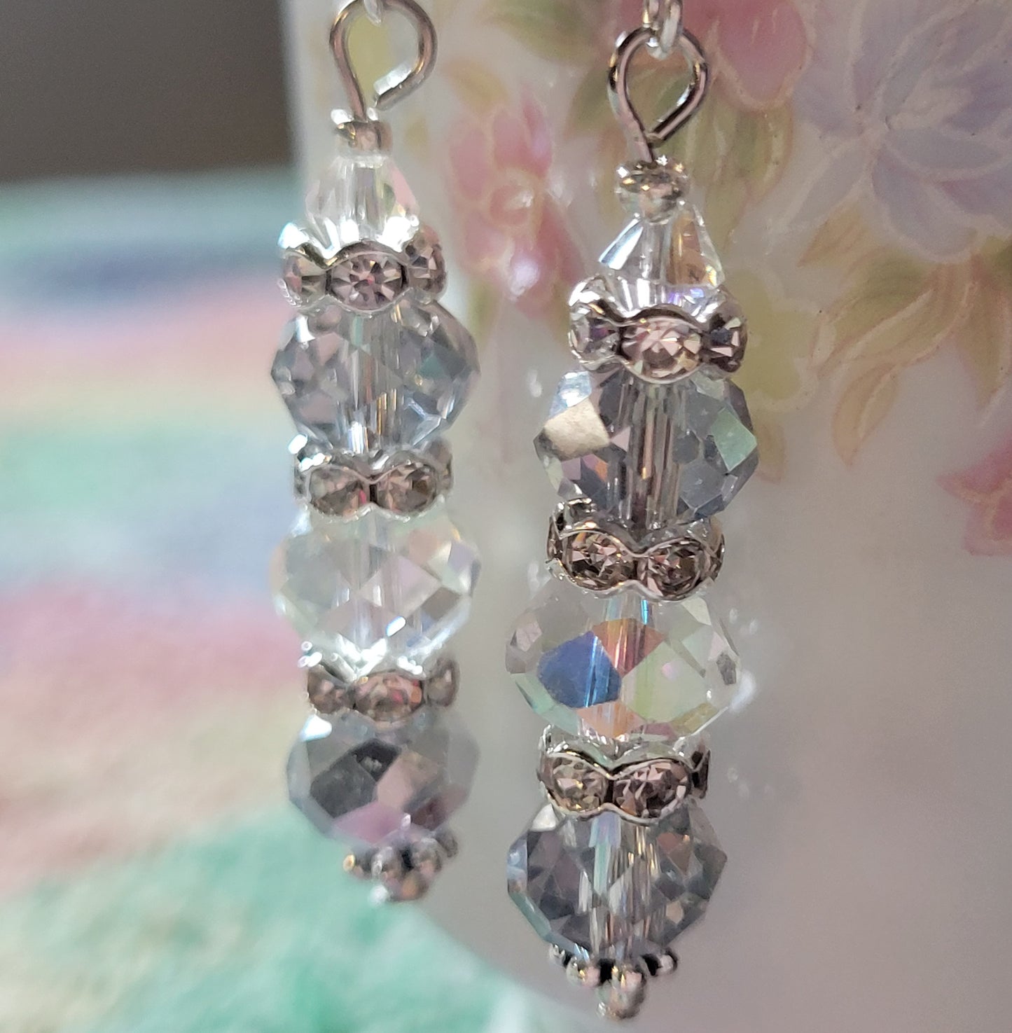 Artisan Elegant Light Gray Crystal Rhinestone Dangle Silver Pierced Earrings