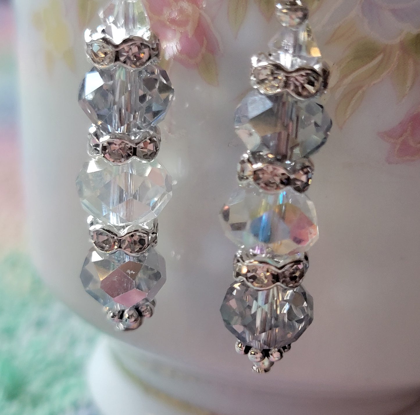 Artisan Elegant Light Gray Crystal Rhinestone Dangle Silver Pierced Earrings