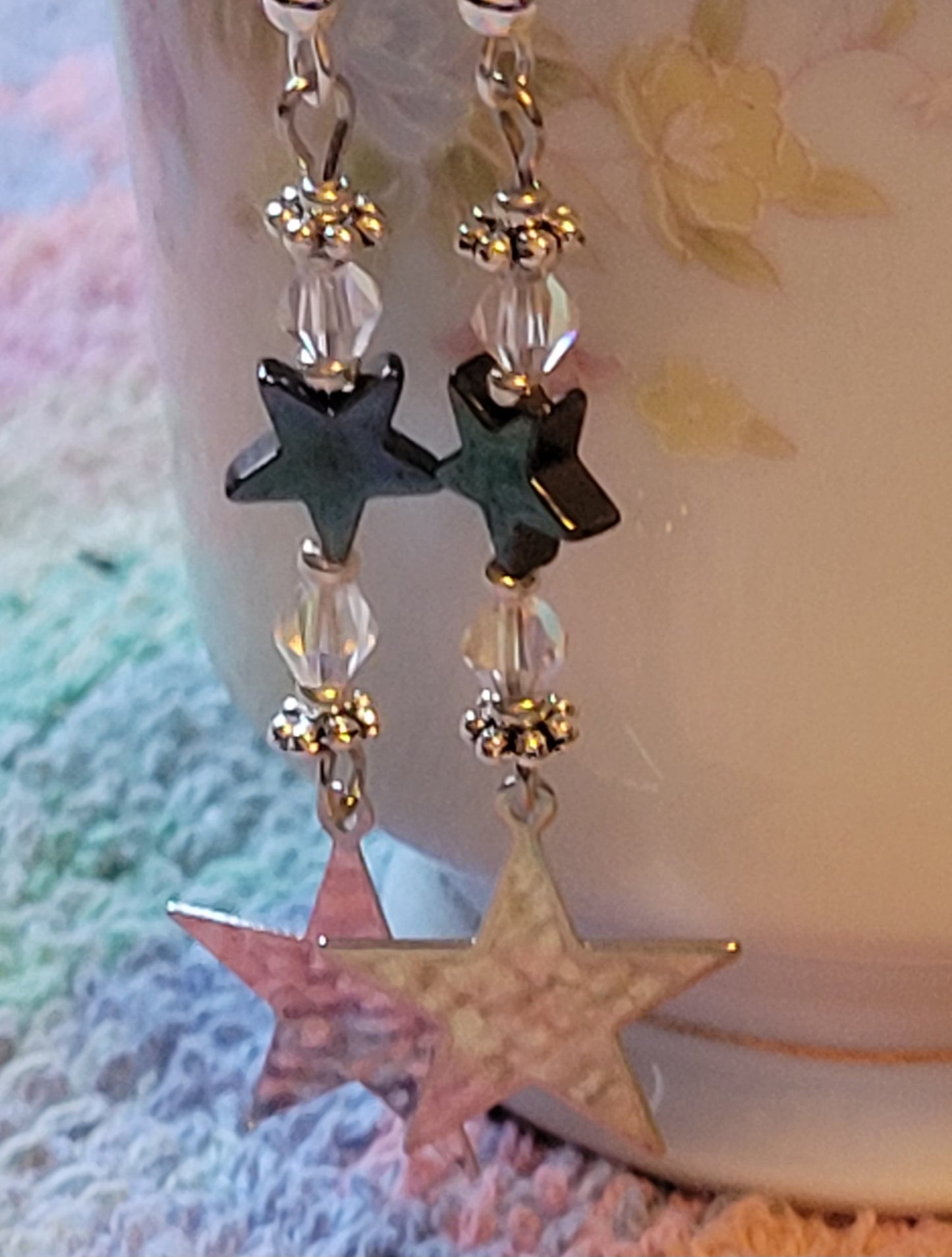 Artisan Dainty Silver STAR Clear CRYSTAL Dangle Drop Earrings Rhinestones