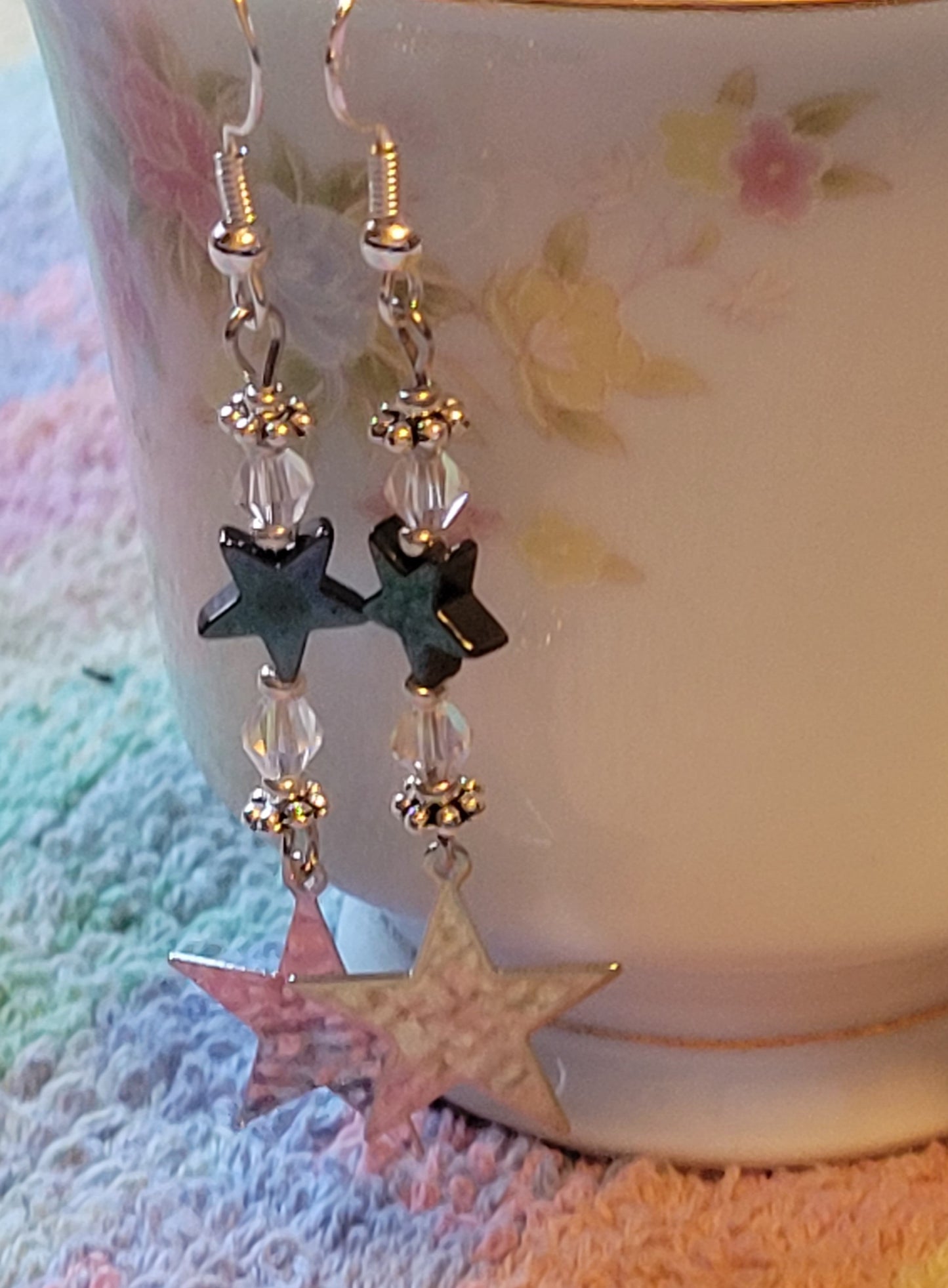 Artisan Dainty Silver STAR Clear CRYSTAL Dangle Drop Earrings Rhinestones