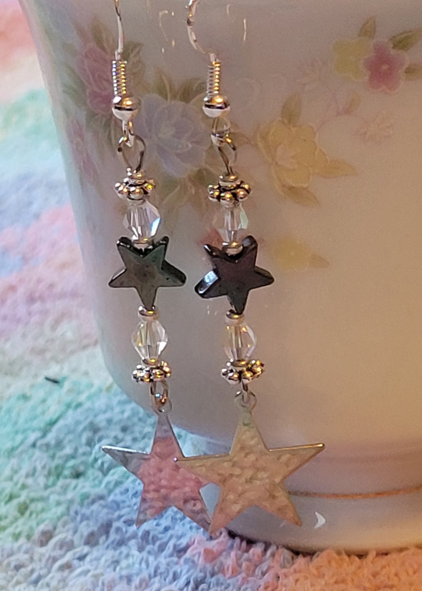 Artisan Dainty Silver STAR Clear CRYSTAL Dangle Drop Earrings Rhinestones