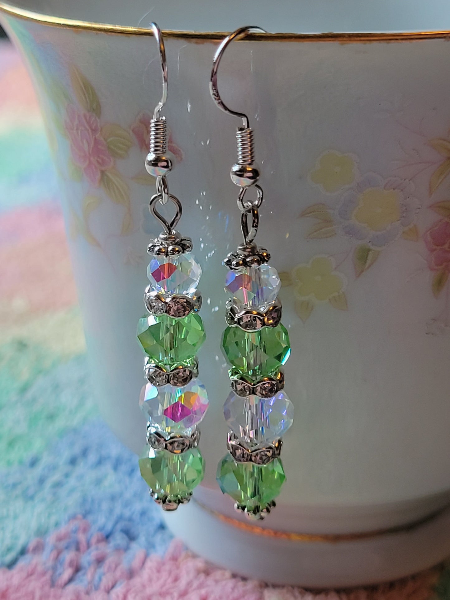 Artisan Light GREEN Crystal Dangle Silvertone Rhinestone  Earrings French Wire