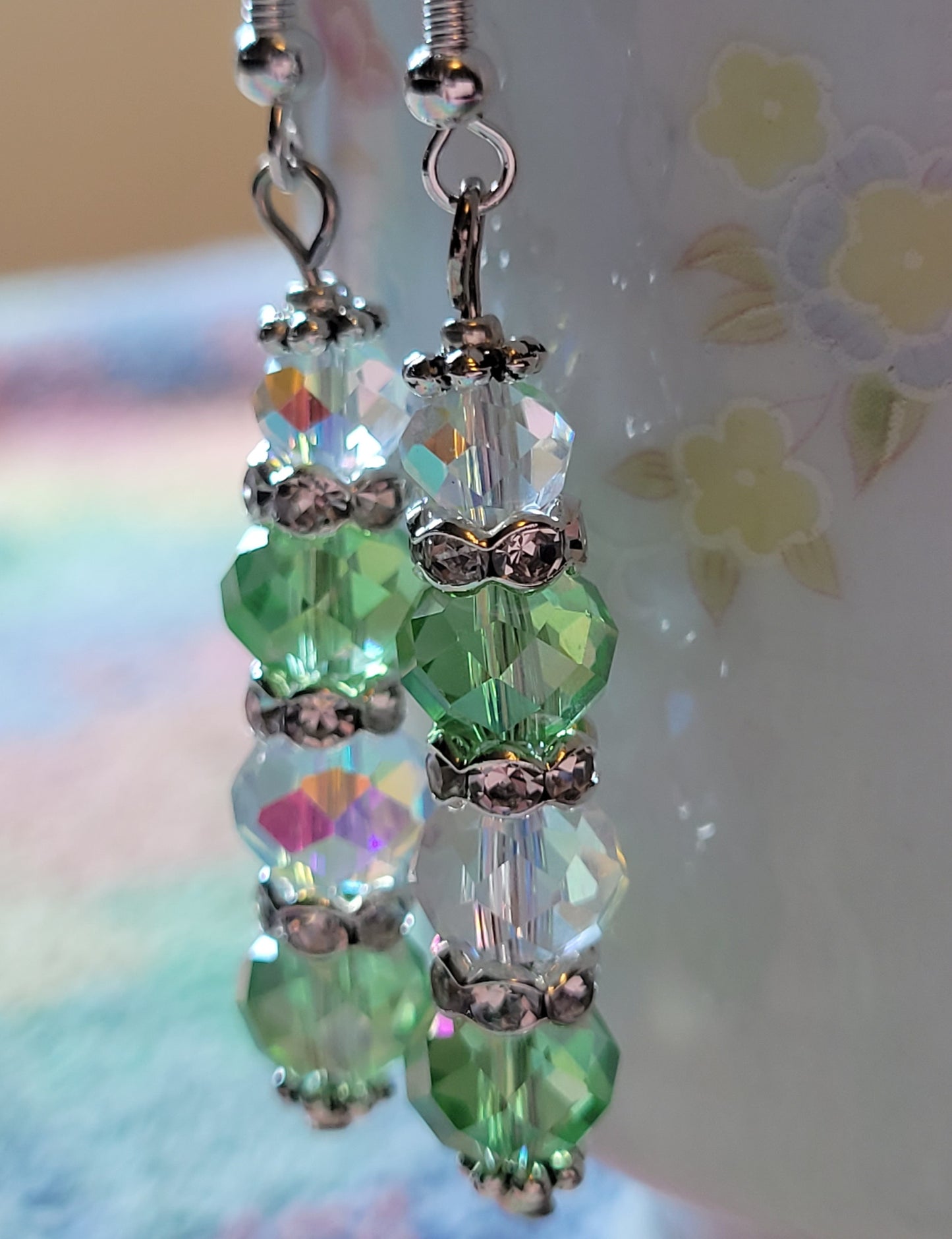 Artisan Light GREEN Crystal Dangle Silvertone Rhinestone  Earrings French Wire