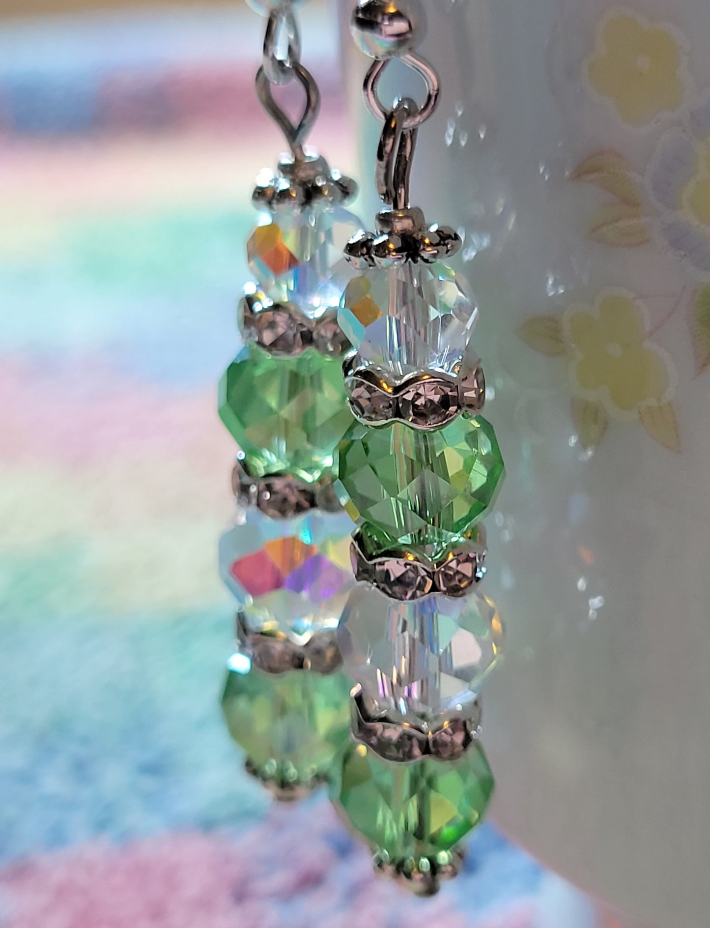 Artisan Light GREEN Crystal Dangle Silvertone Rhinestone  Earrings French Wire