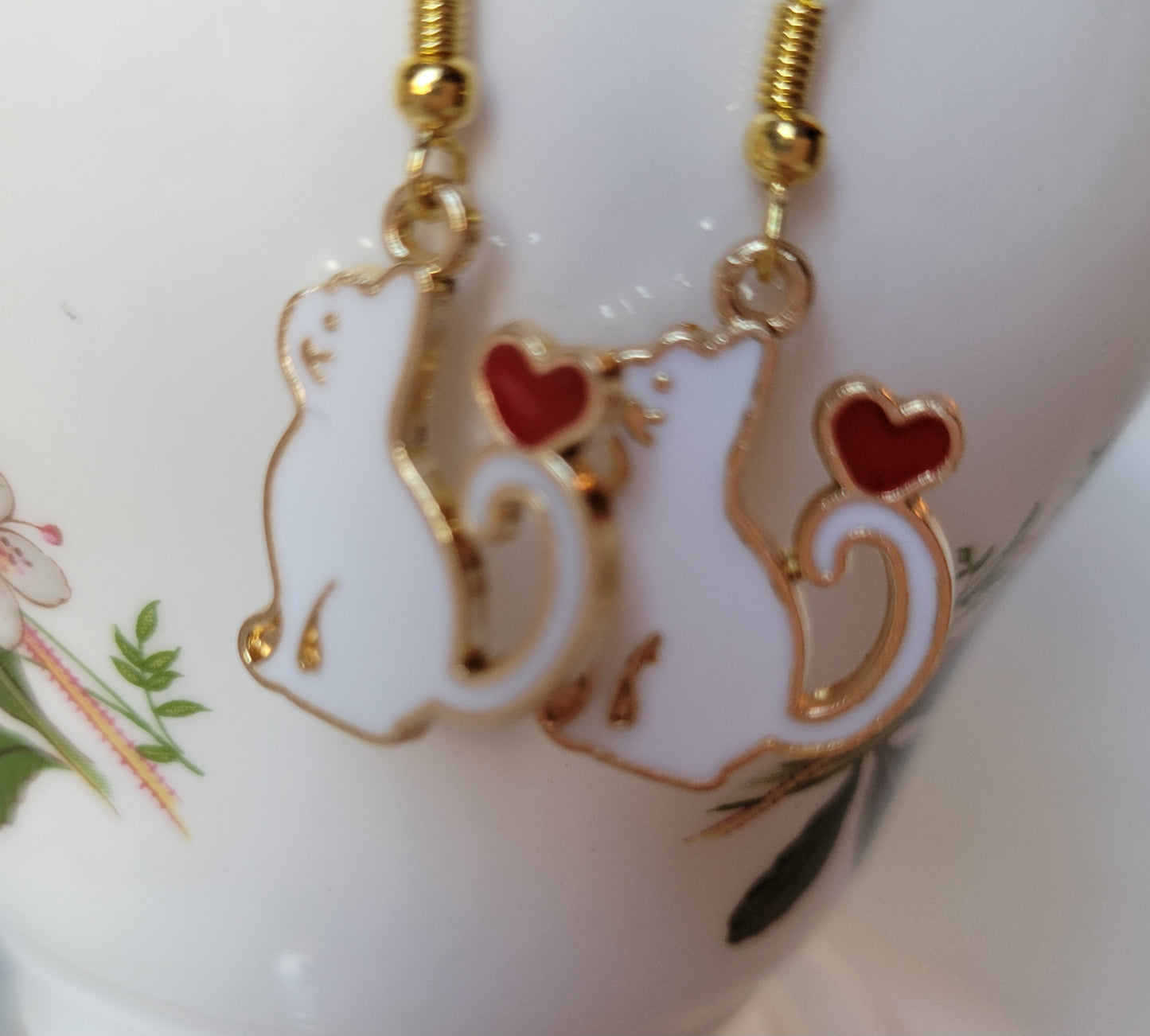 White Cat with Heart Dangle Drop Earrings