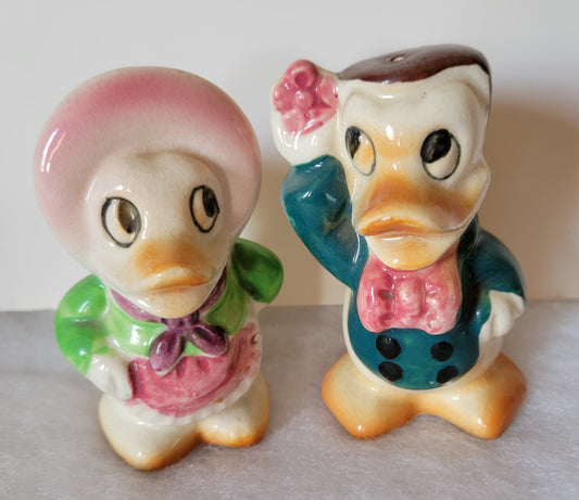 Donald Duck & Daisy Vintage Japan Salt & Pepper Shakers