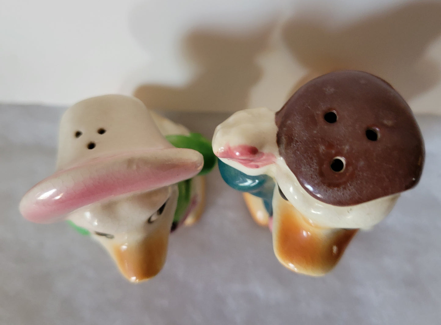 Donald Duck & Daisy Vintage Japan Salt & Pepper Shakers