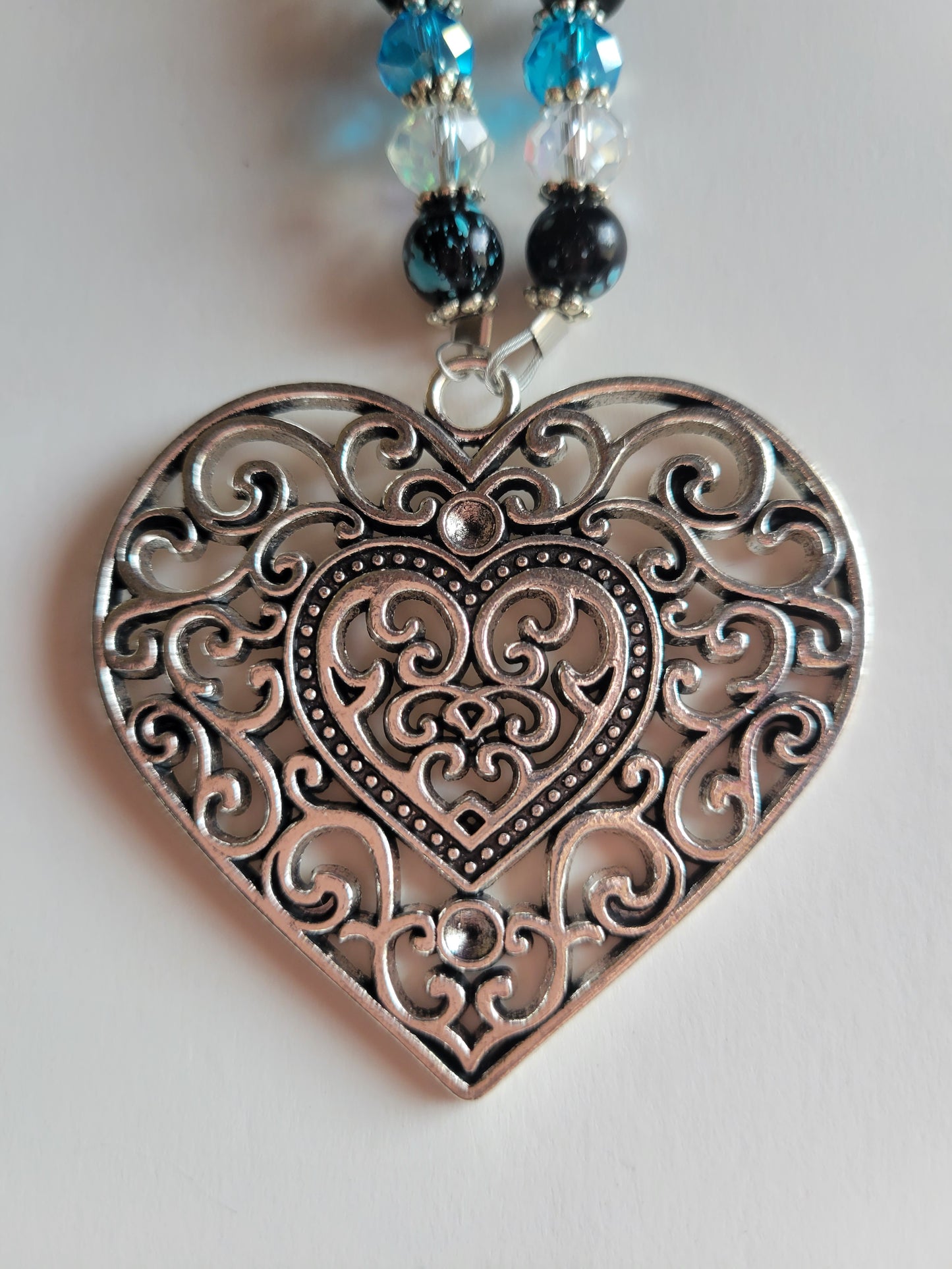 Filigree Heart Crystal Bling Key Chain (Black/Turquoise/Clear)