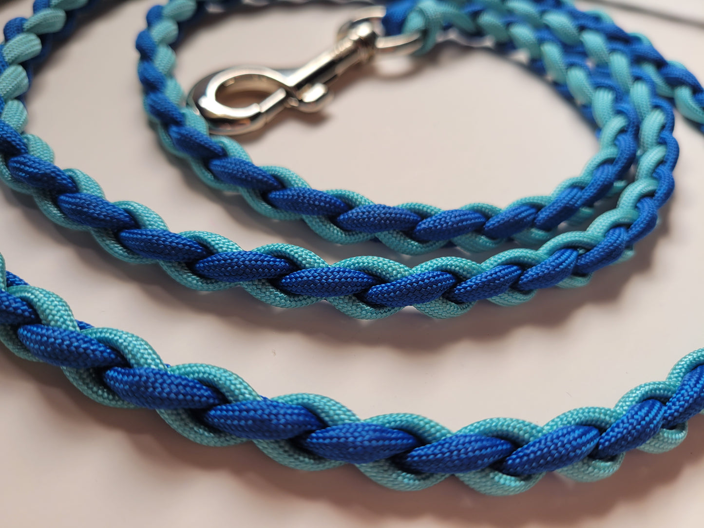 Paracord Braided Dog Leash Lead 5 1/2 ft (Royal Blue & Light Blue) Med or Lg Dog Training Walking