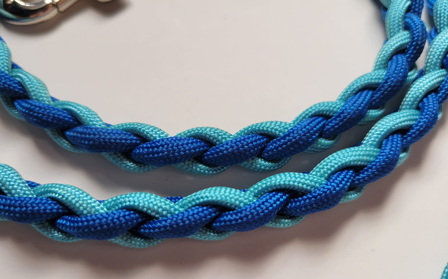 Paracord Braided Dog Leash Lead 5 1/2 ft (Royal Blue & Light Blue) Med or Lg Dog Training Walking