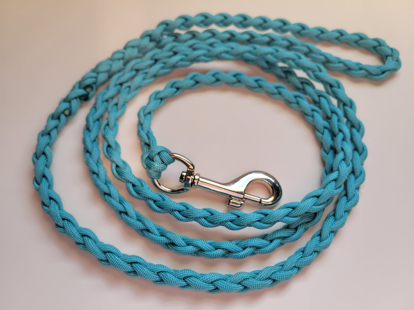 Paracord Braided Dog Leash Lead 5 1/2 ft (Turquoise Blue) Med or Lg Dog Training Walking