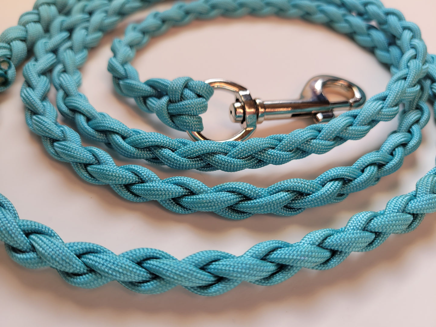 Paracord Braided Dog Leash Lead 5 1/2 ft (Turquoise Blue) Med or Lg Dog Training Walking