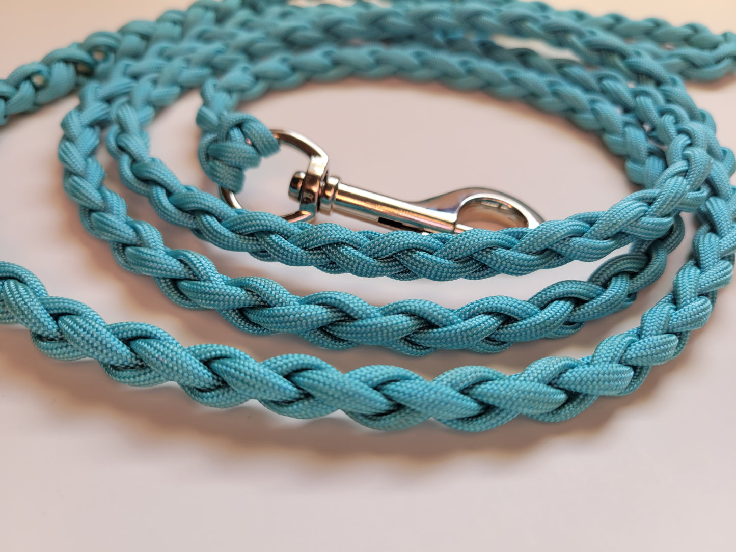 Paracord Braided Dog Leash Lead 5 1/2 ft (Turquoise Blue) Med or Lg Dog Training Walking