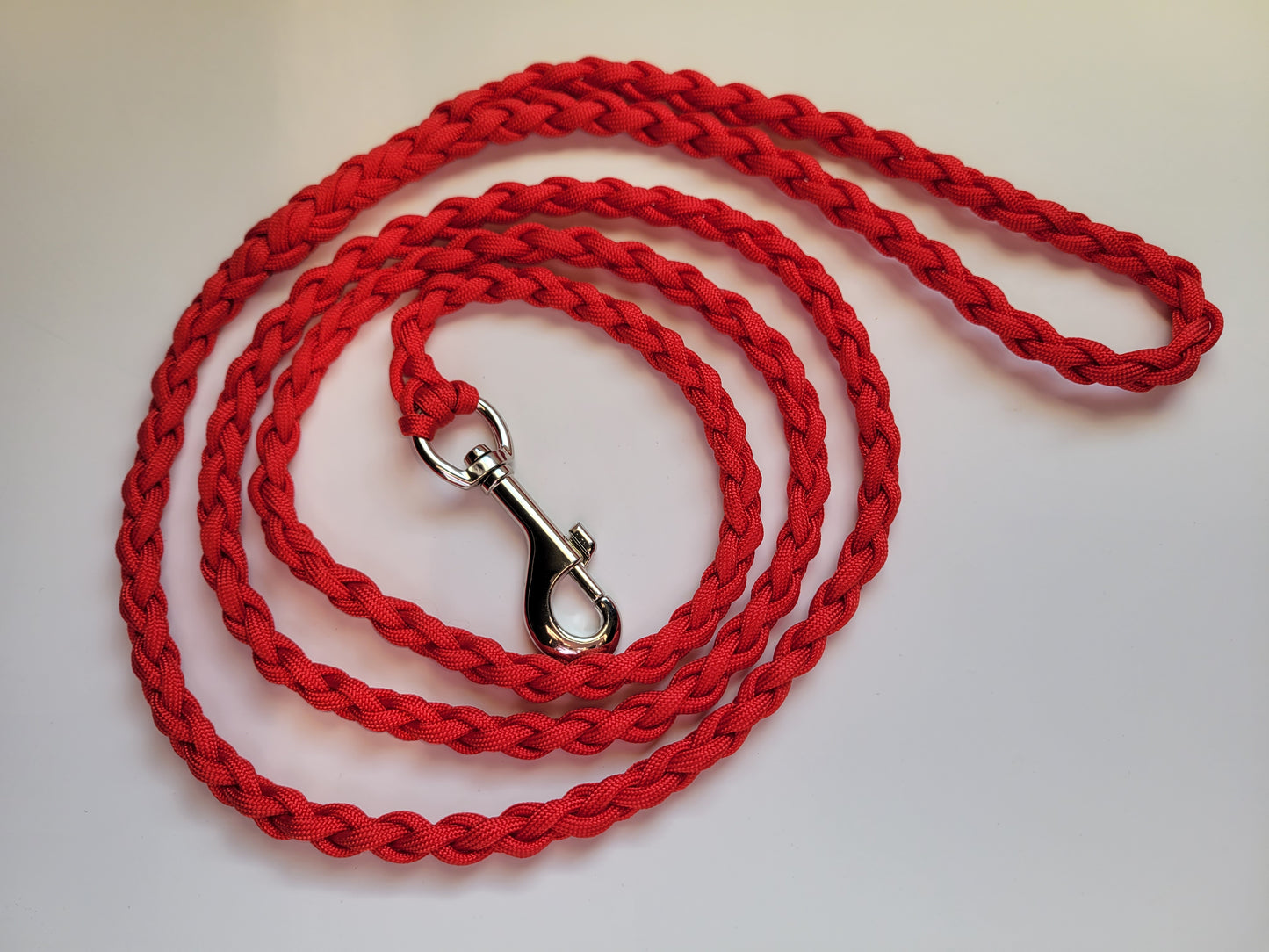 Paracord Braided Dog Leash Lead 5 1/2 ft (Bright RED) Med or Lg Dog Training Walking