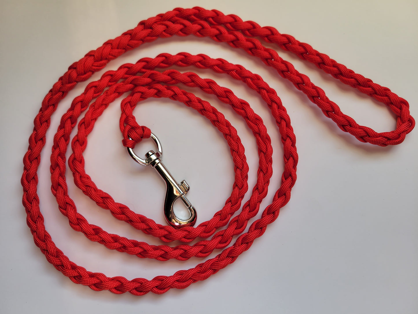 Paracord Braided Dog Leash Lead 5 1/2 ft (Bright RED) Med or Lg Dog Training Walking