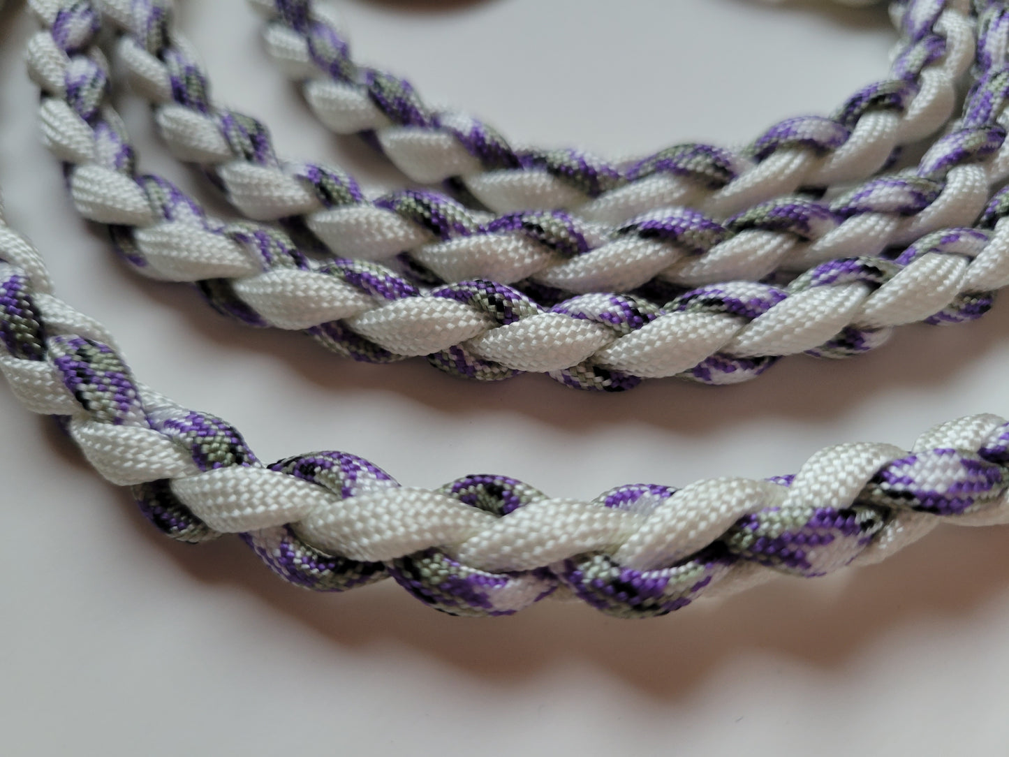 Paracord Braided Dog Leash Lead 5 1/2 ft (White & Purple Camo) Med or Lg Dog Training Walking