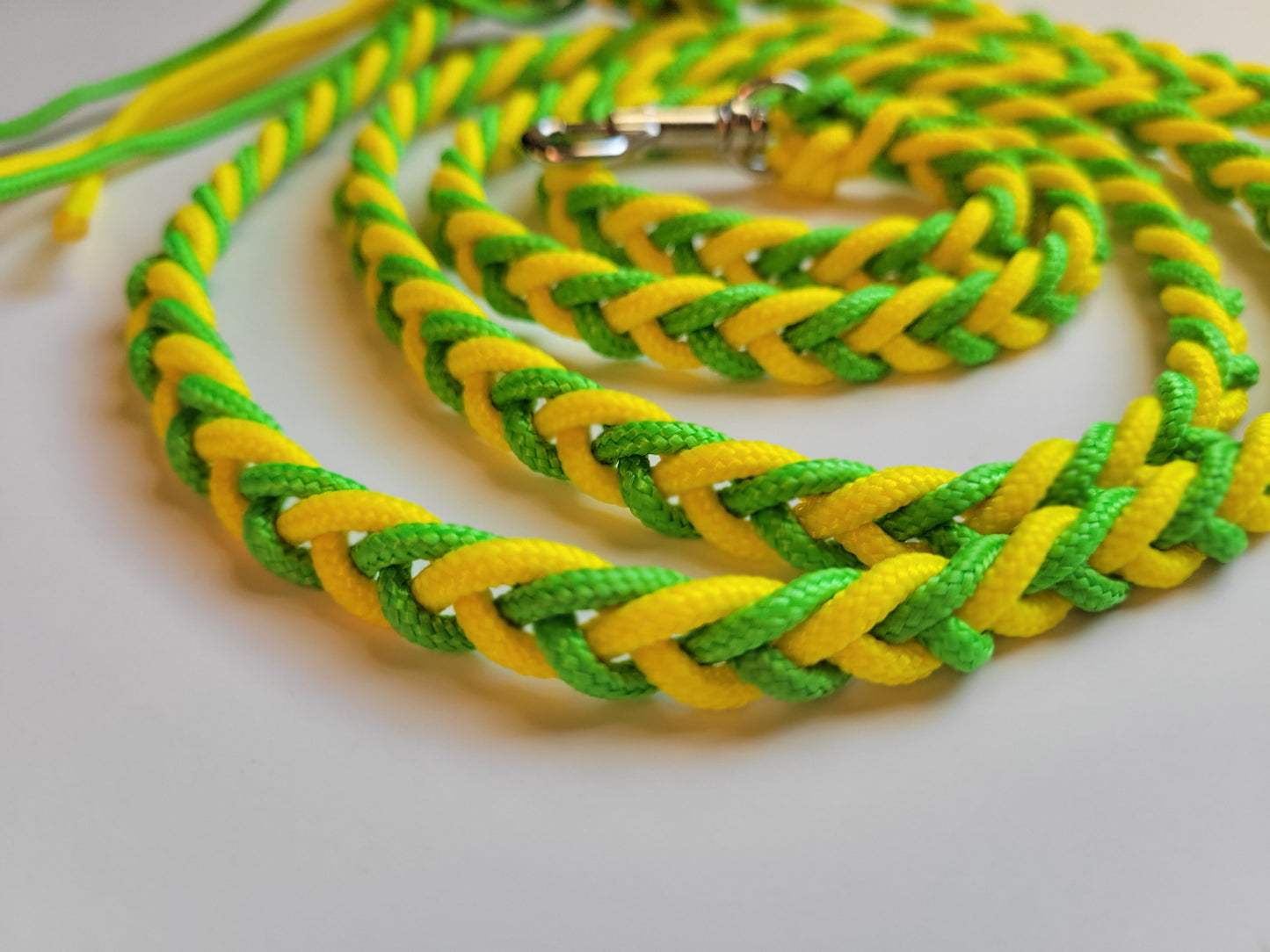 Paracord Braided Dog Leash Lead  ft (Bright Yellow & Green) Sm to Med Dog Training Walking