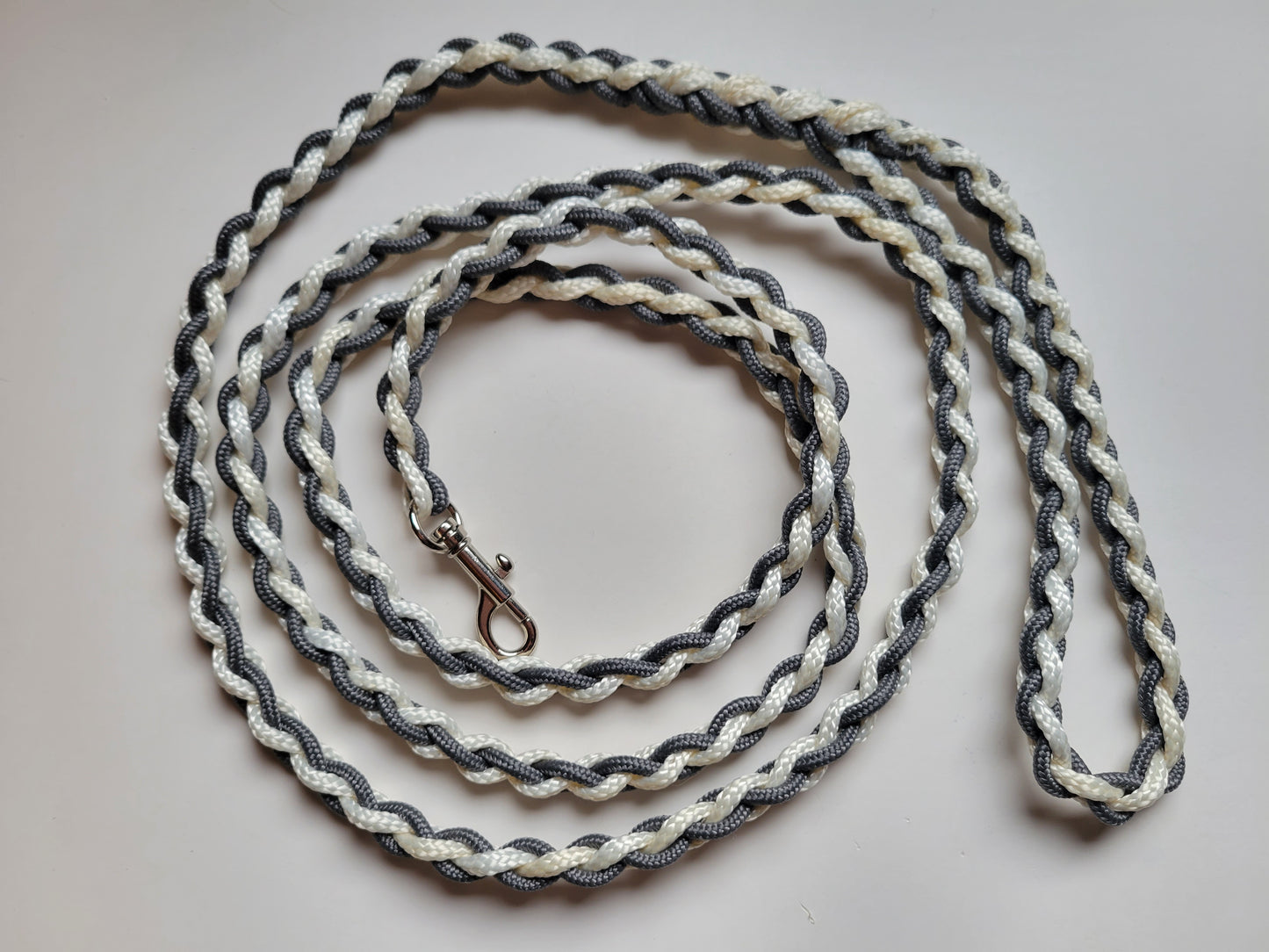 Paracord Braided Leash Lead  ft (Gray & White) Puppy Cat Sm to Med Dog Training Walking