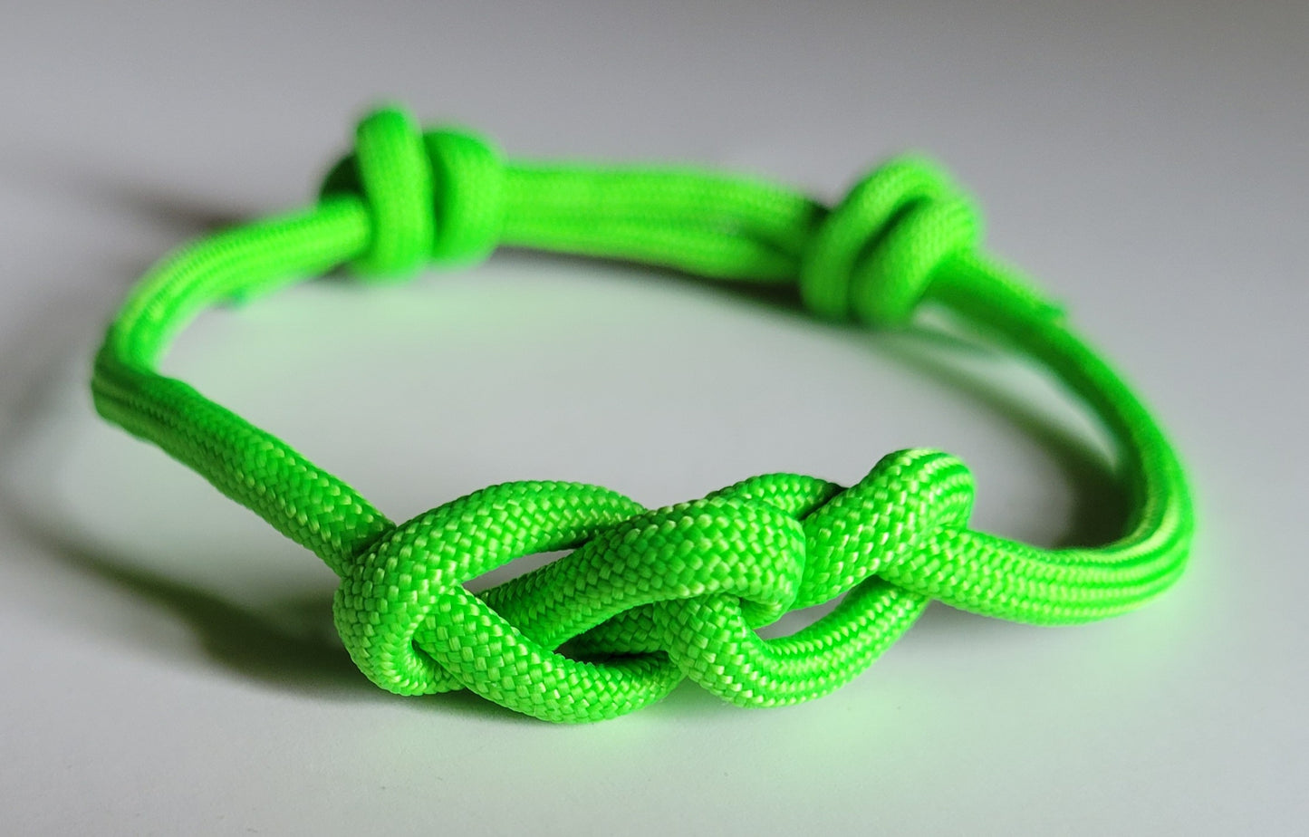 Best Friends Eternity Knot Matching Set Paracord Friendship Bracelets (Green)