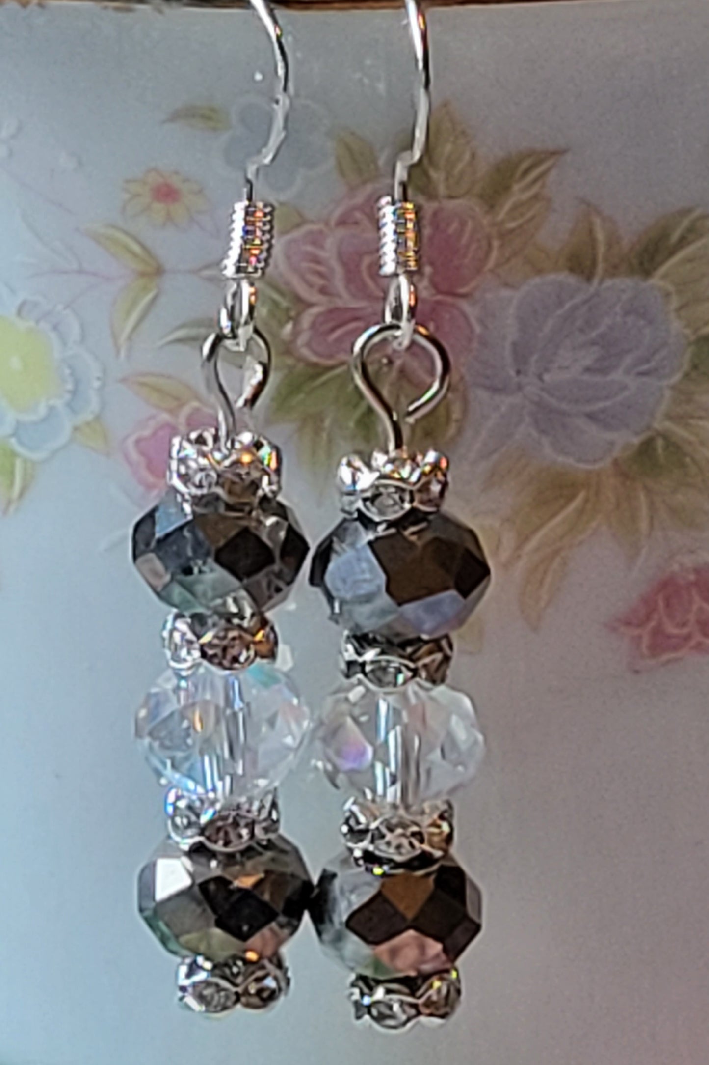 Artisan Elegant GRAY Crystal Dangle Drop Silver Earrings French Wire