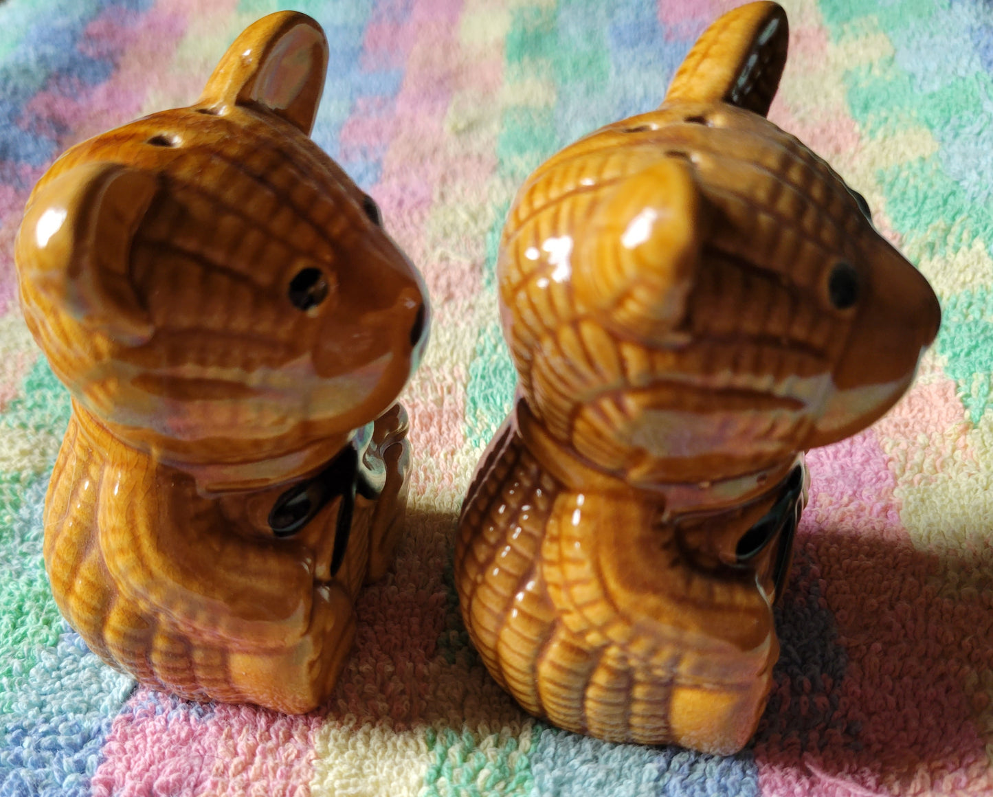 BEARS With BOWS  Salt Pepper Shakers Set Vintage Taiwan So Cute!