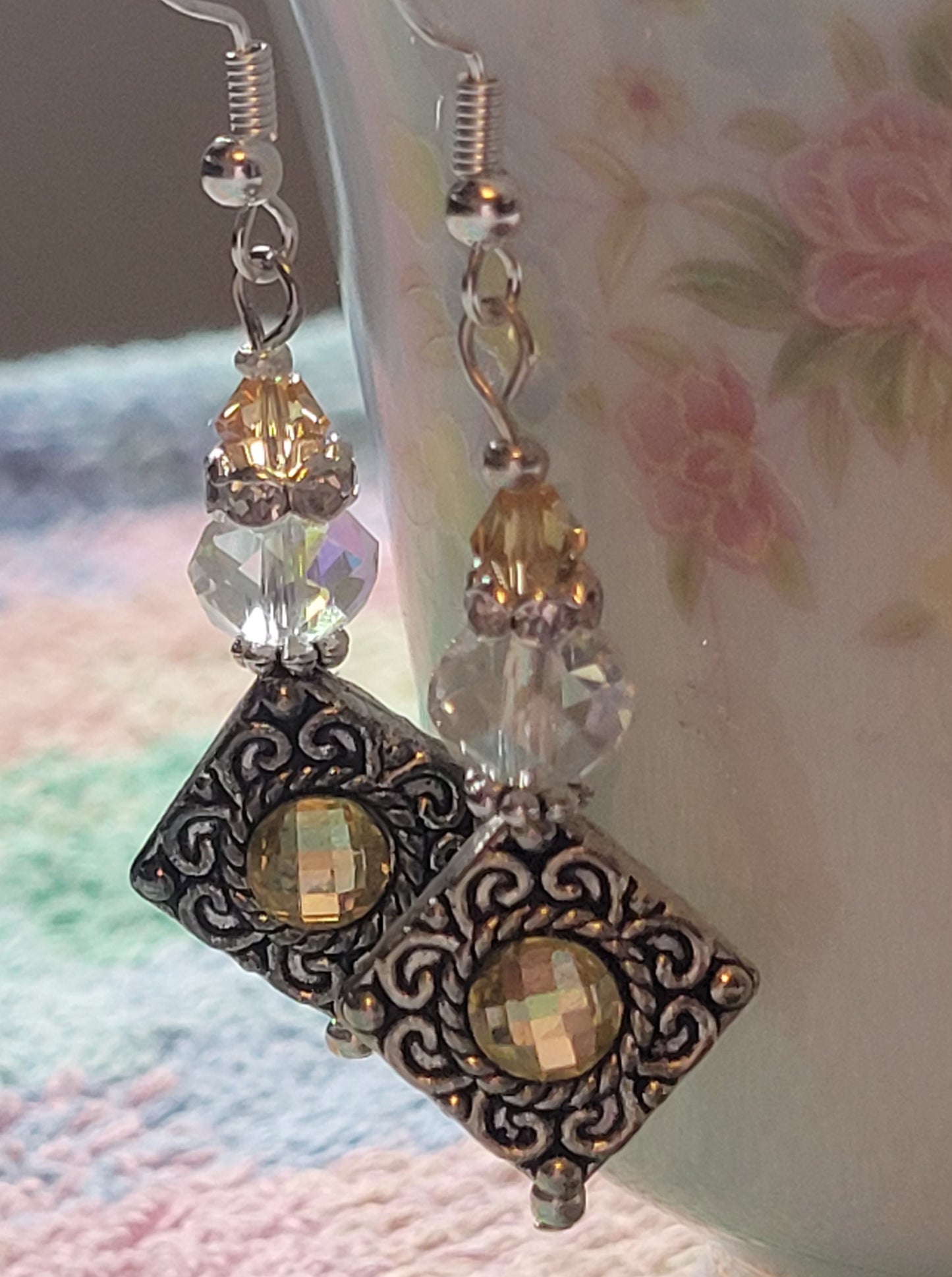 Artisan EXOTIC Champagne Color Crystal Dangle Drop Silver Earrings French Wire