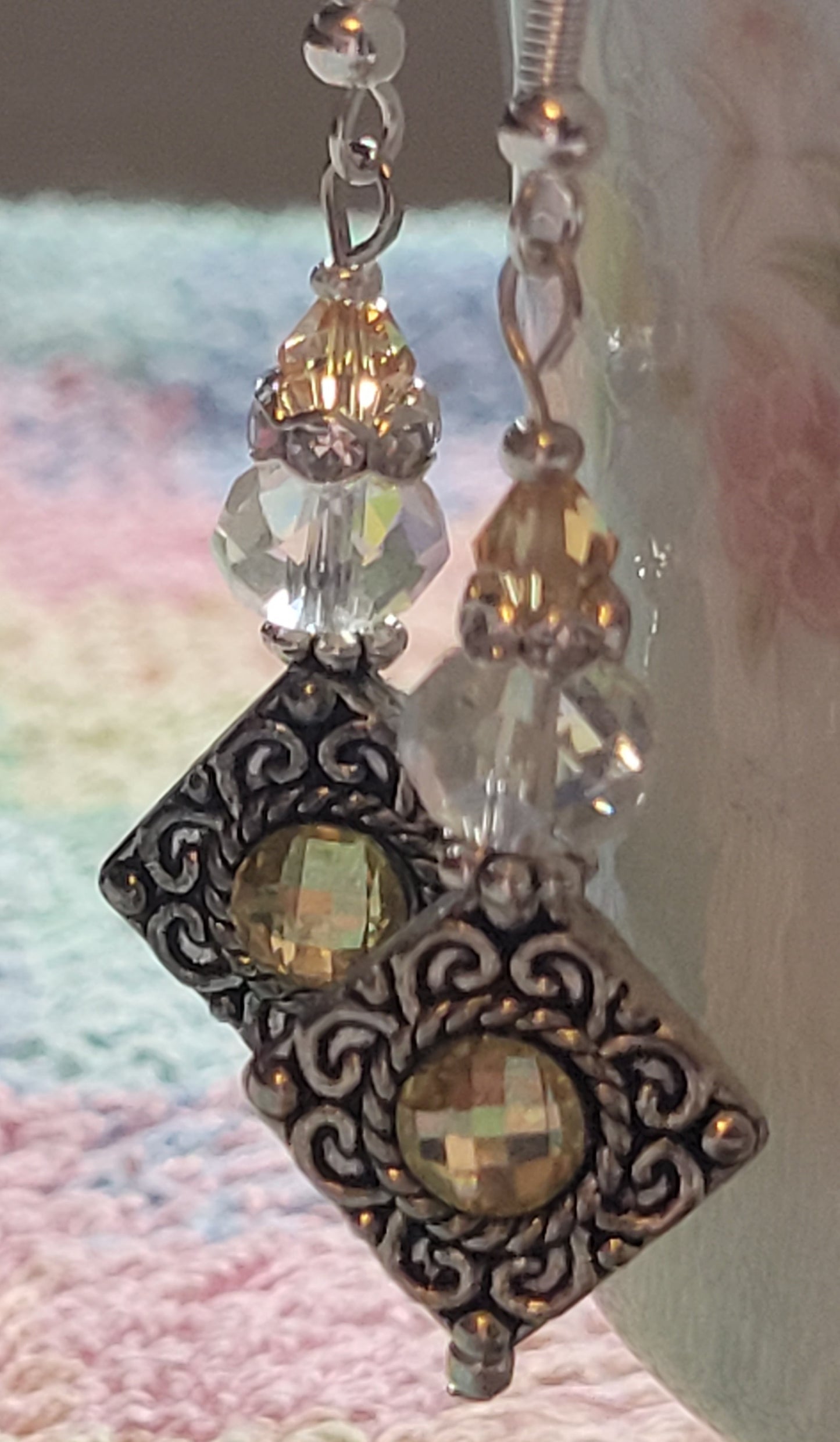 Artisan EXOTIC Champagne Color Crystal Dangle Drop Silver Earrings French Wire