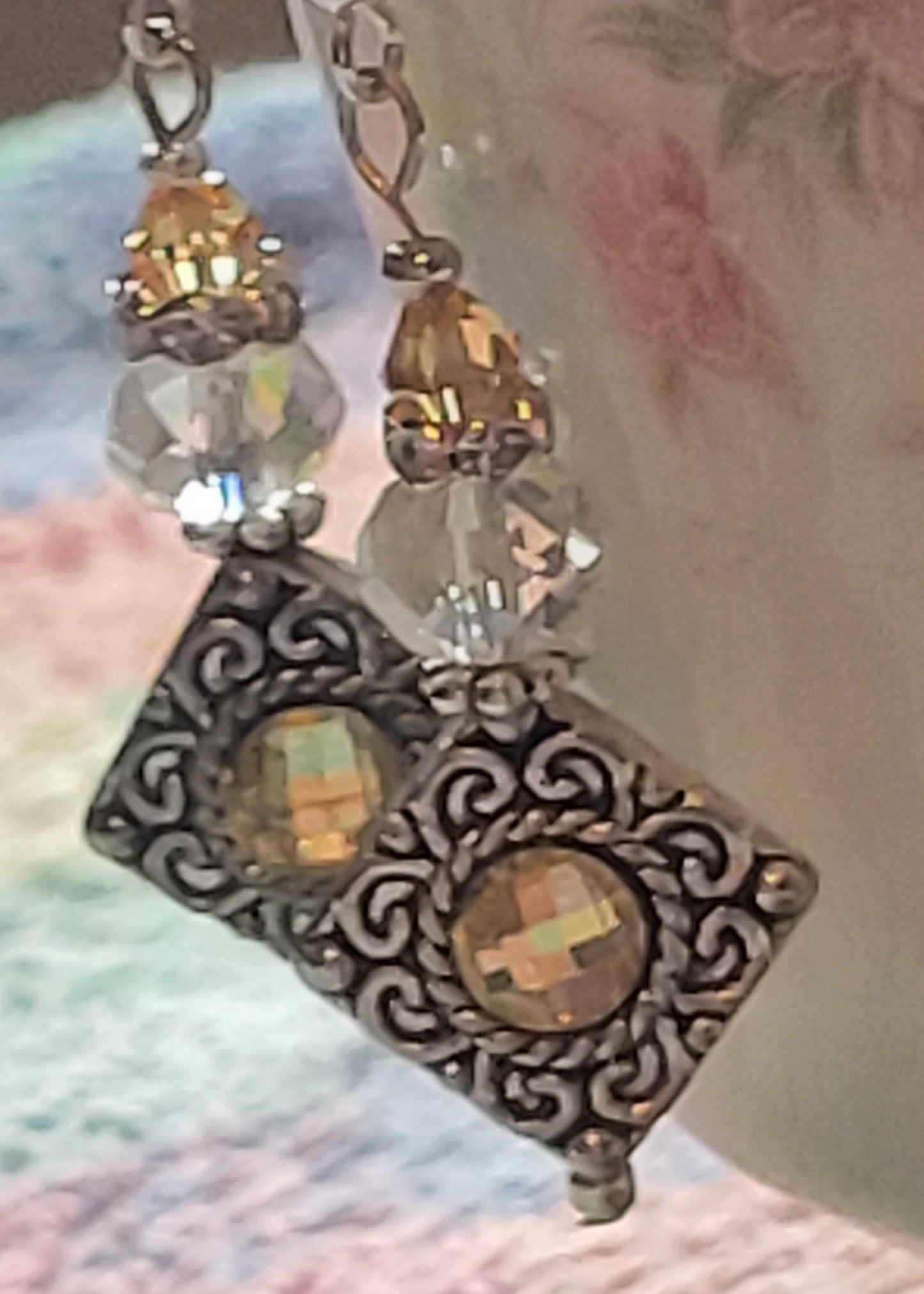 Artisan EXOTIC Champagne Color Crystal Dangle Drop Silver Earrings French Wire