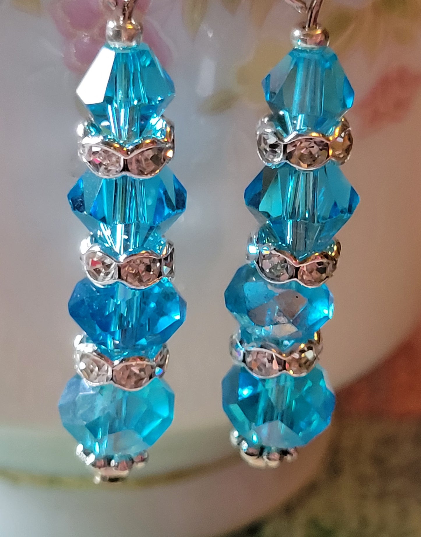 Artisan Elegant Vibrant Blue Crystal Dangle Drop Pierced French Wire Silver Earrings 💙