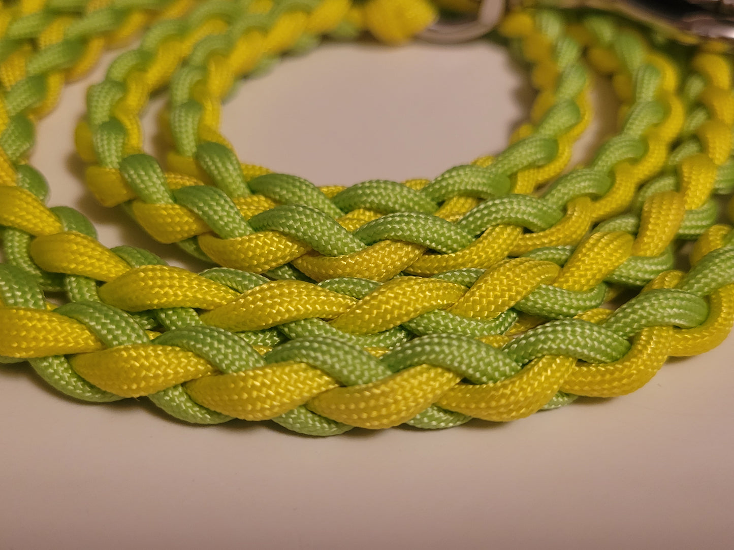 Paracord Braided Dog Leash Lead 6ft (Yellow & Lime Green) Med or Lg Dog Training/Walking